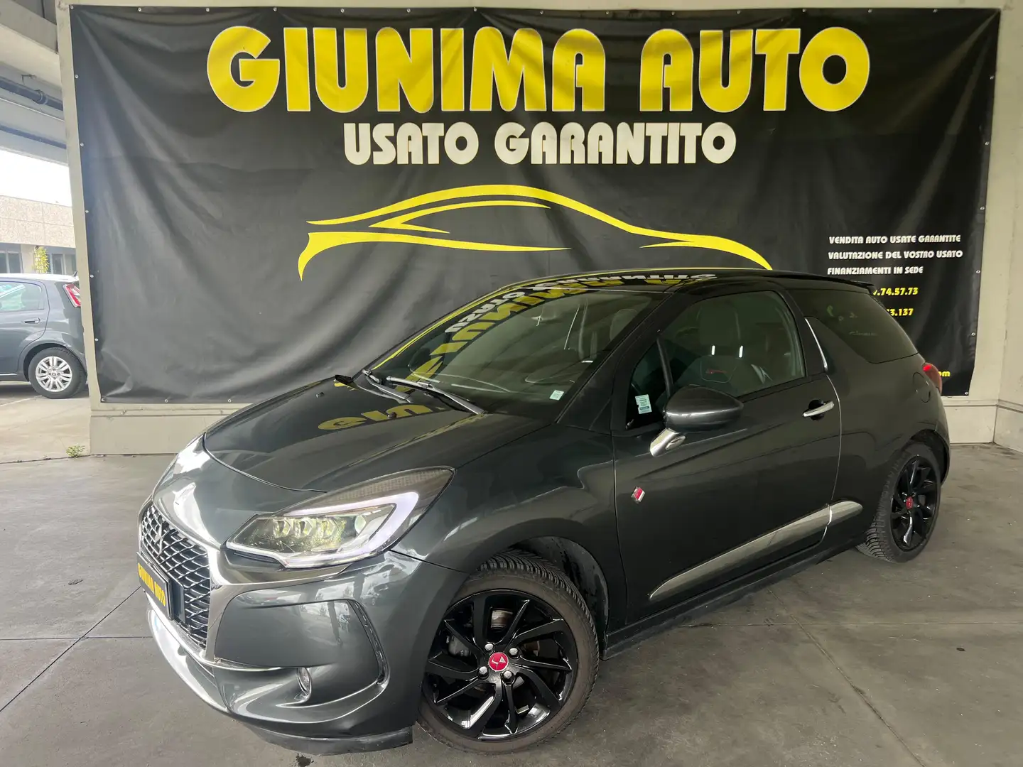 DS Automobiles DS 3 DS3 1.2 puretech DS Performance line 82cv Grigio - 1