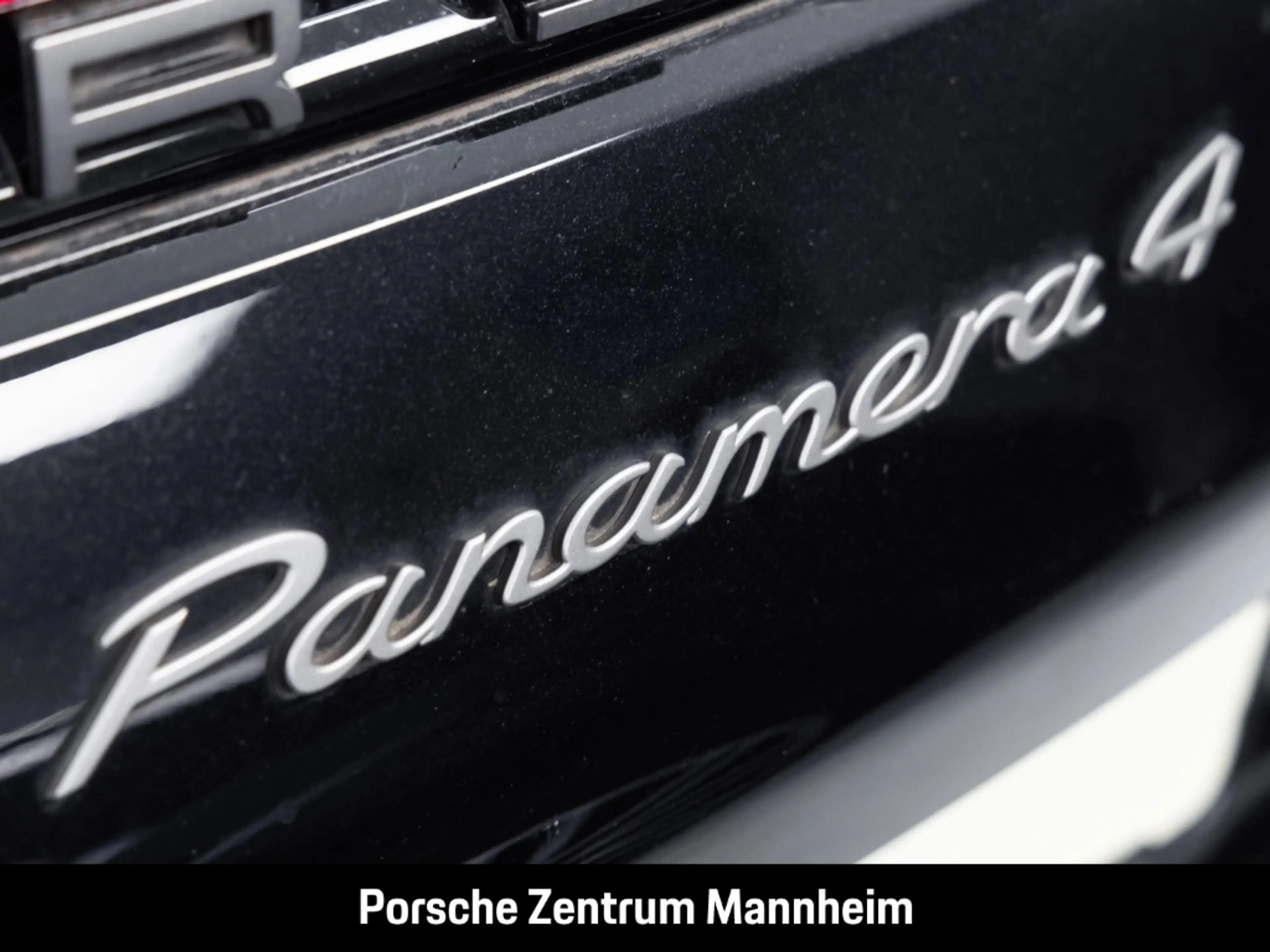 Porsche Panamera 4 Platinum Edition SportChrono SurroundView — photo 34