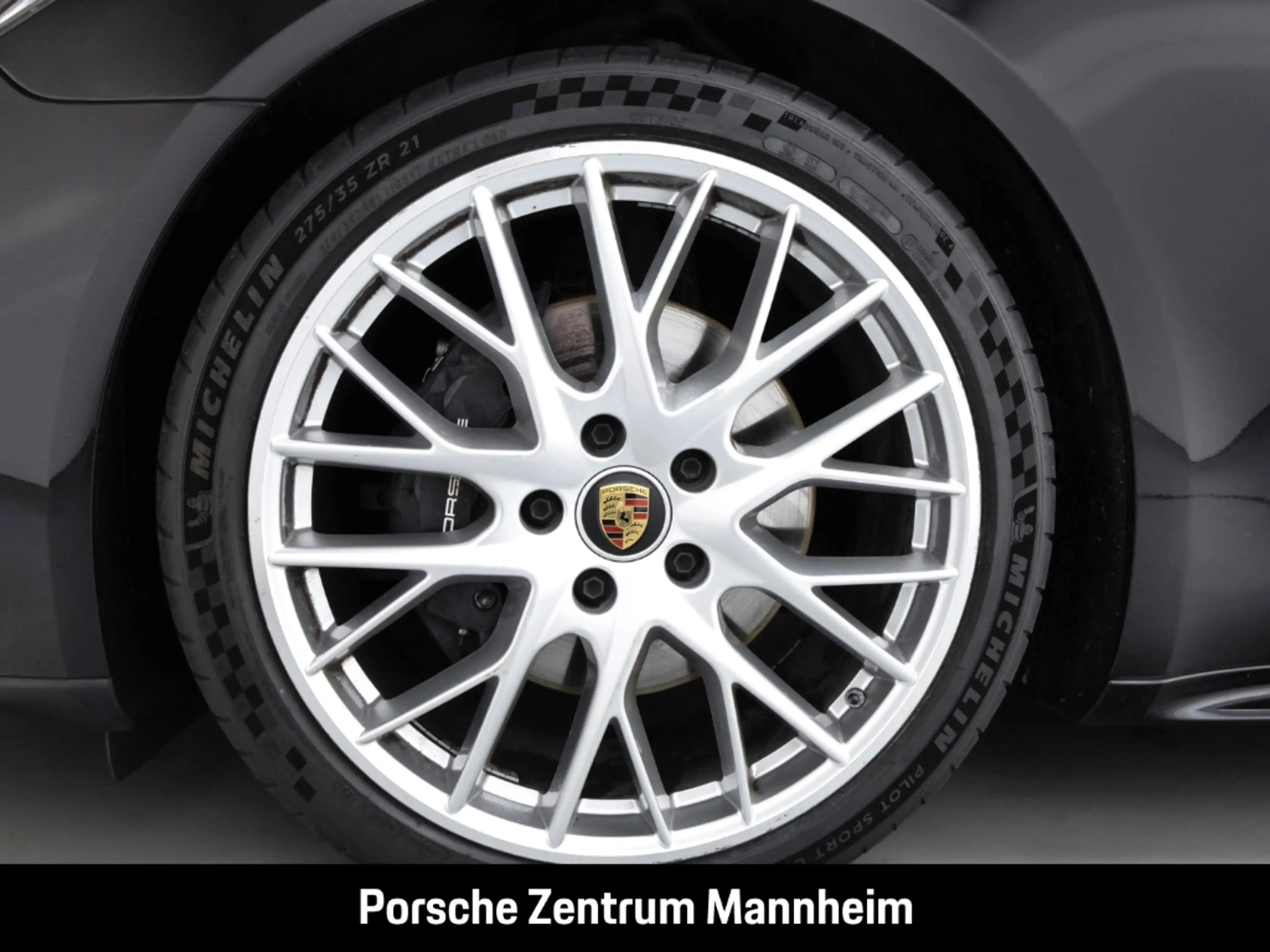 Porsche Panamera 4 Platinum Edition SportChrono SurroundView — photo 8