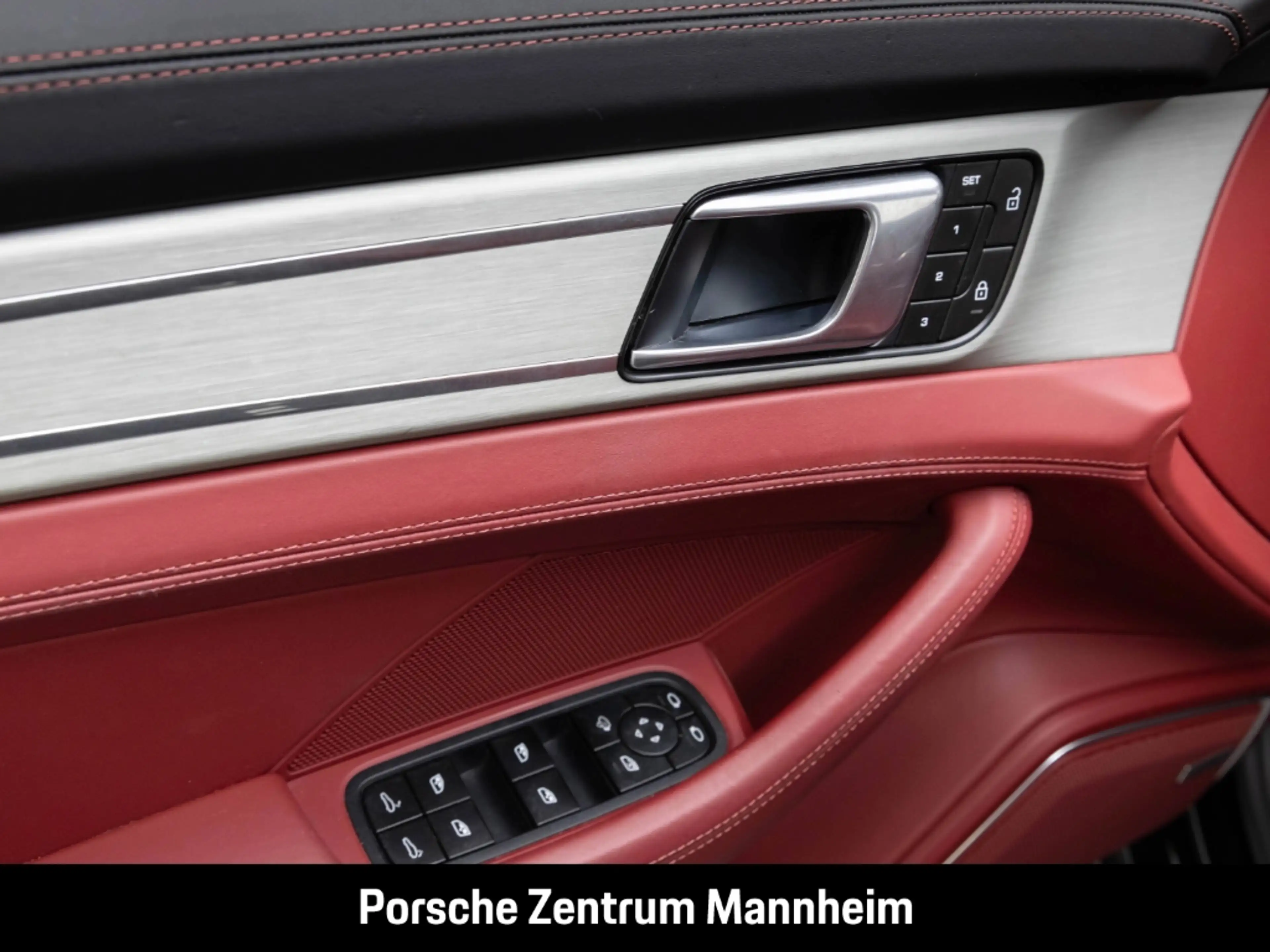 Porsche Panamera 4 Platinum Edition SportChrono SurroundView — photo 22