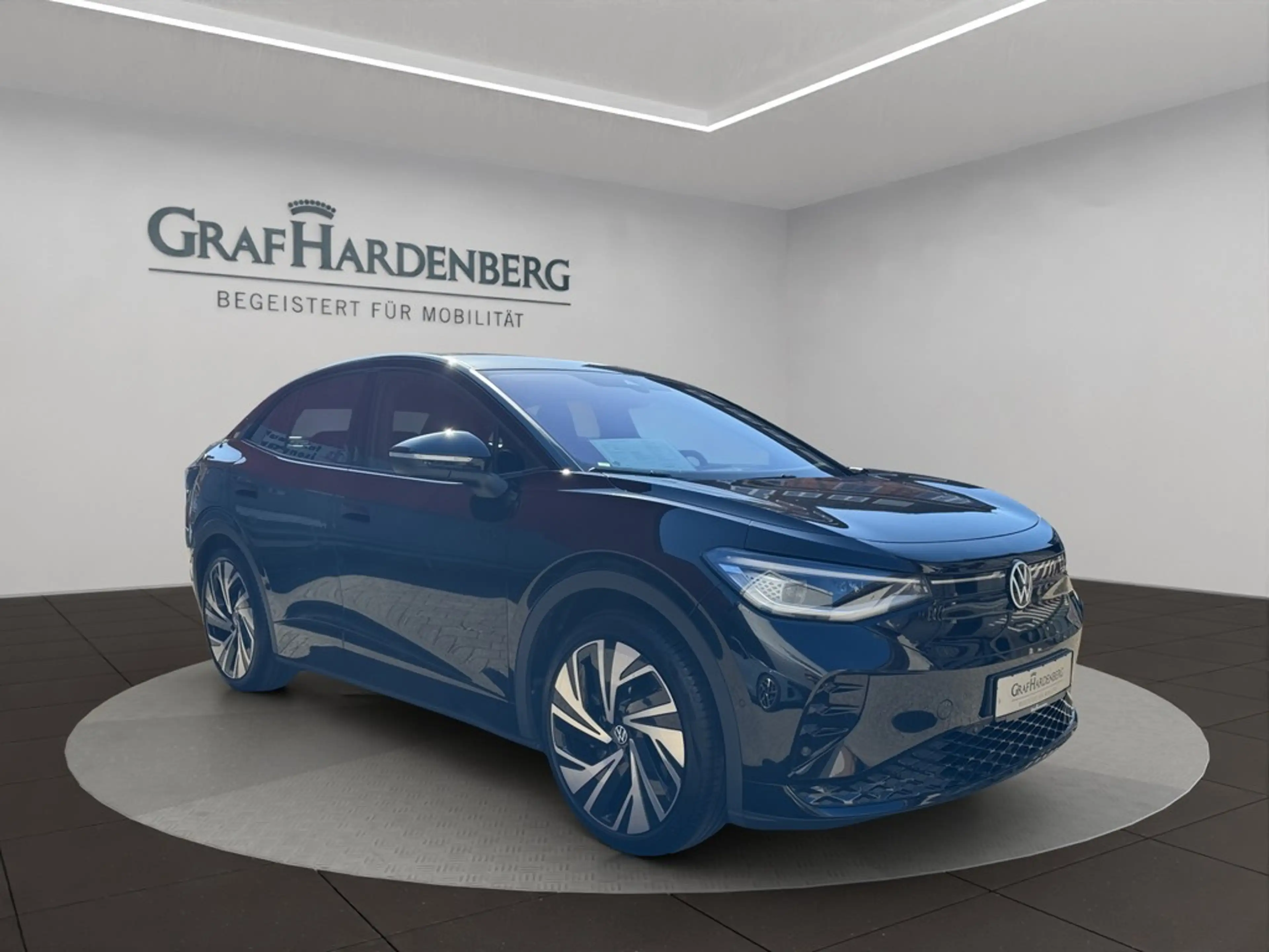 Volkswagen ID.5 GTX 4Motion Wärmepumpe AHK Pano — photo 8