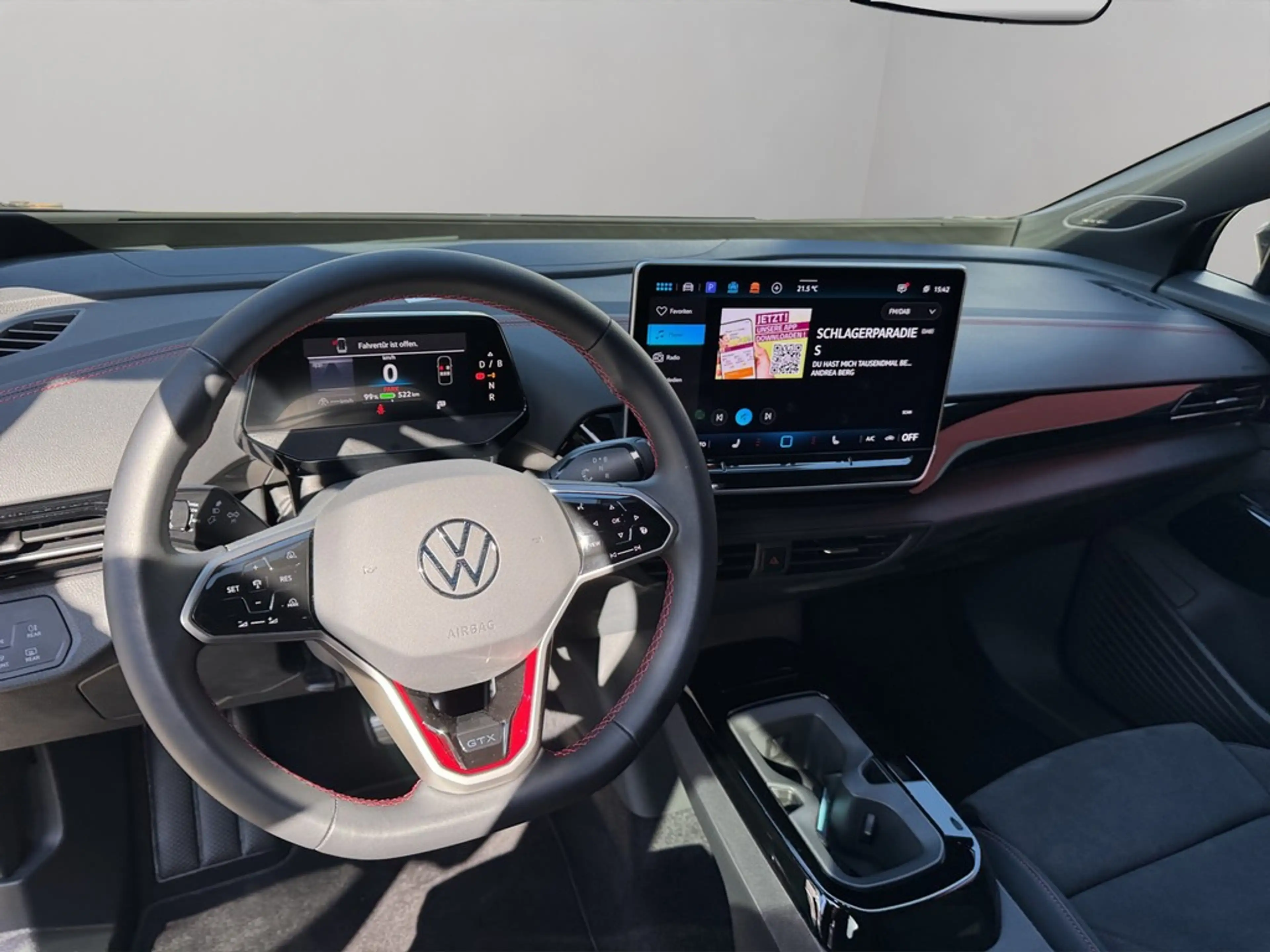 Volkswagen ID.5 GTX 4Motion Wärmepumpe AHK Pano — photo 14