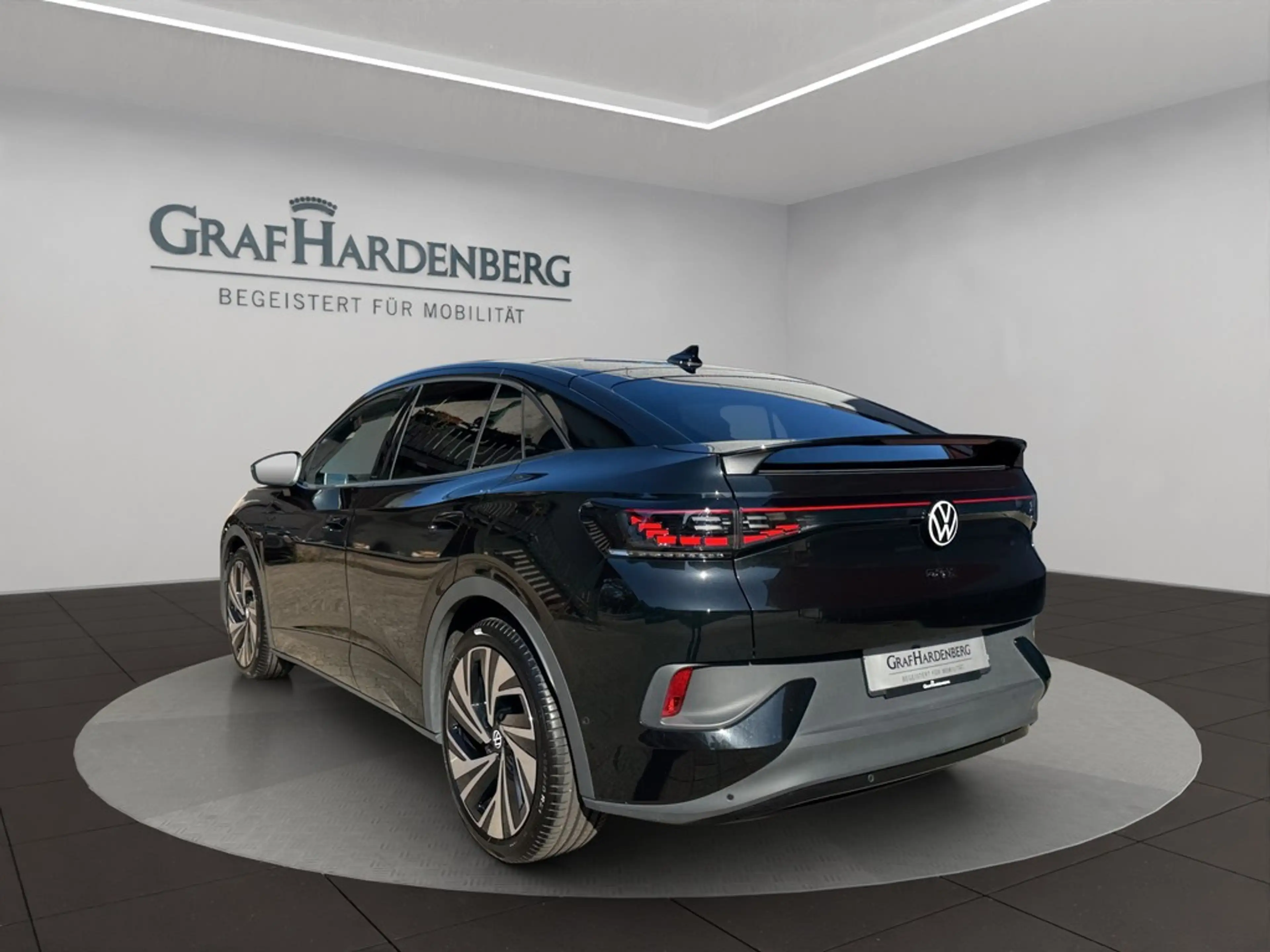Volkswagen ID.5 GTX 4Motion Wärmepumpe AHK Pano — photo 4