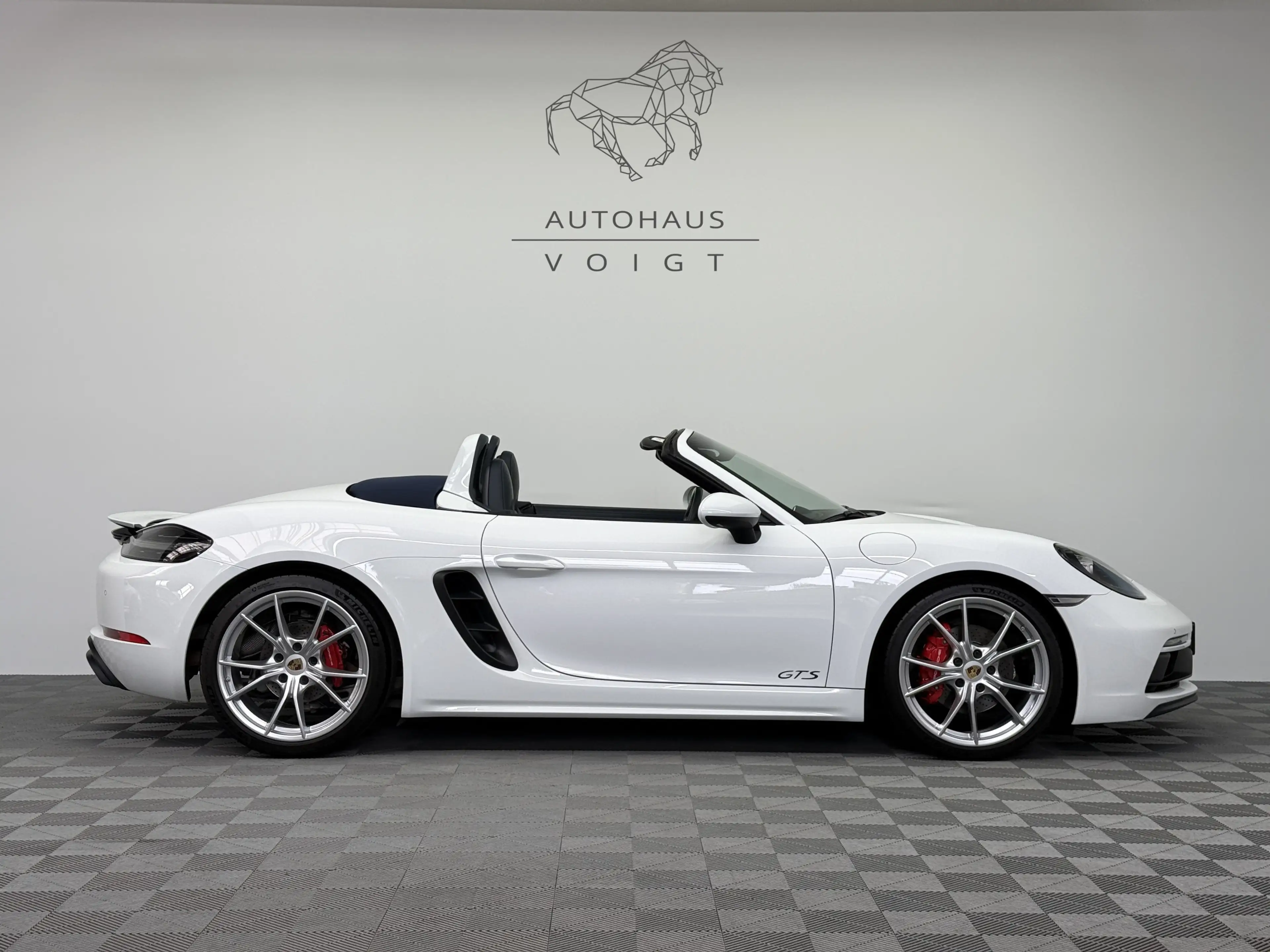 Porsche Boxster GTS 2.5|Approved|Carplay|PASM|Chrono|BOSE| — photo 7