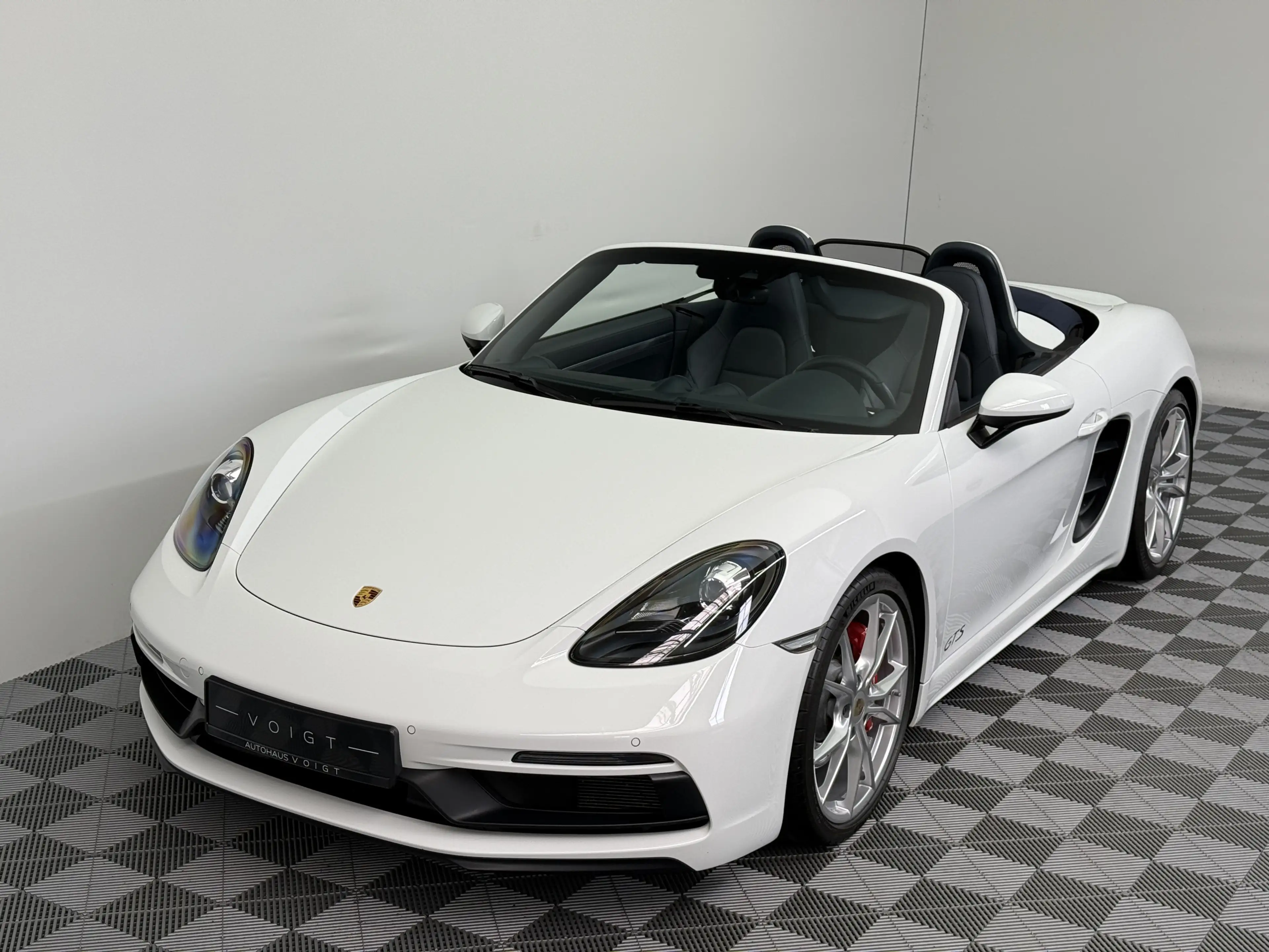 Porsche Boxster GTS 2.5|Approved|Carplay|PASM|Chrono|BOSE| — photo 3