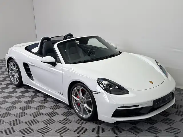 Porsche Boxster view 9