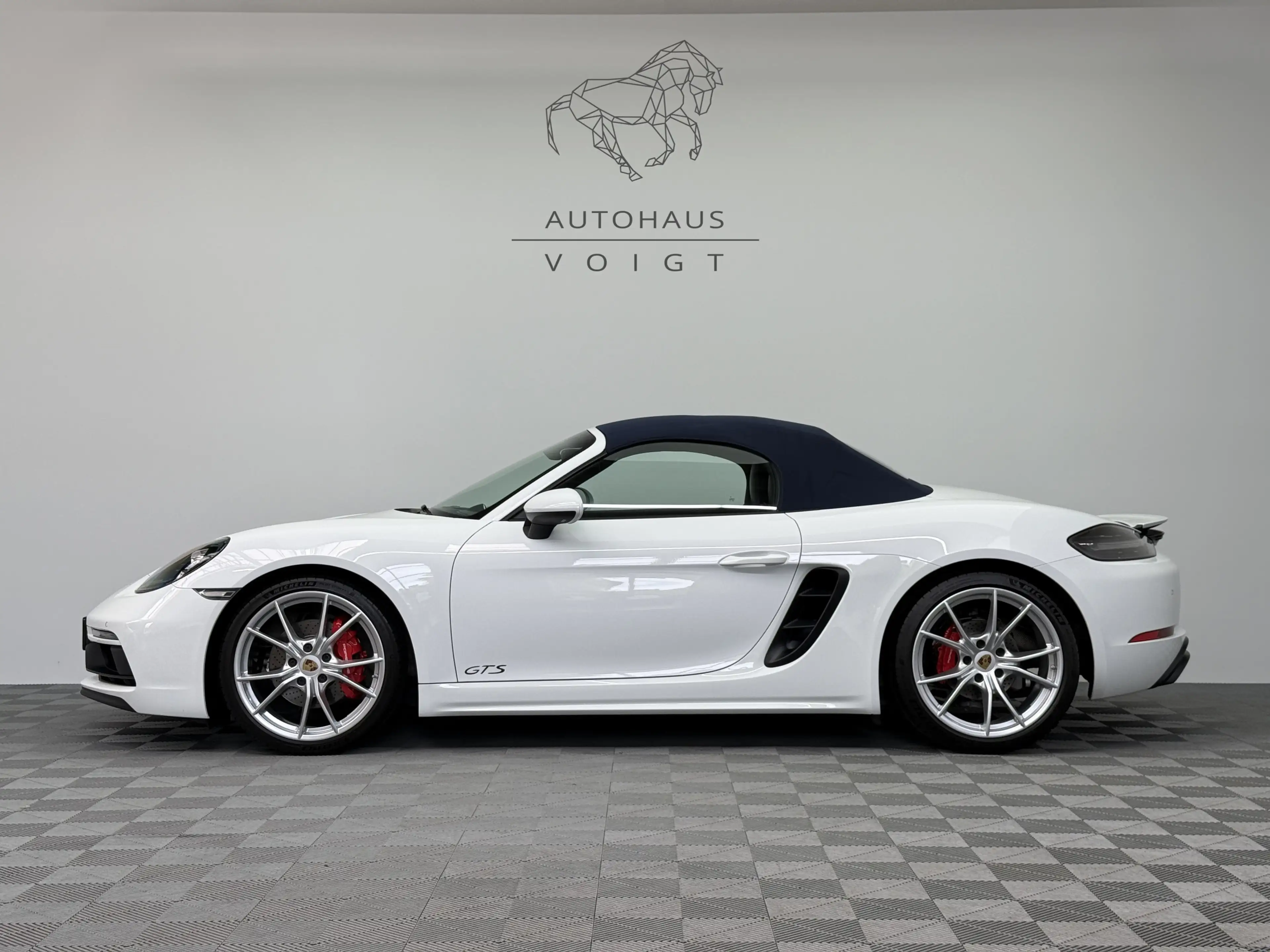 Porsche Boxster GTS 2.5|Approved|Carplay|PASM|Chrono|BOSE|