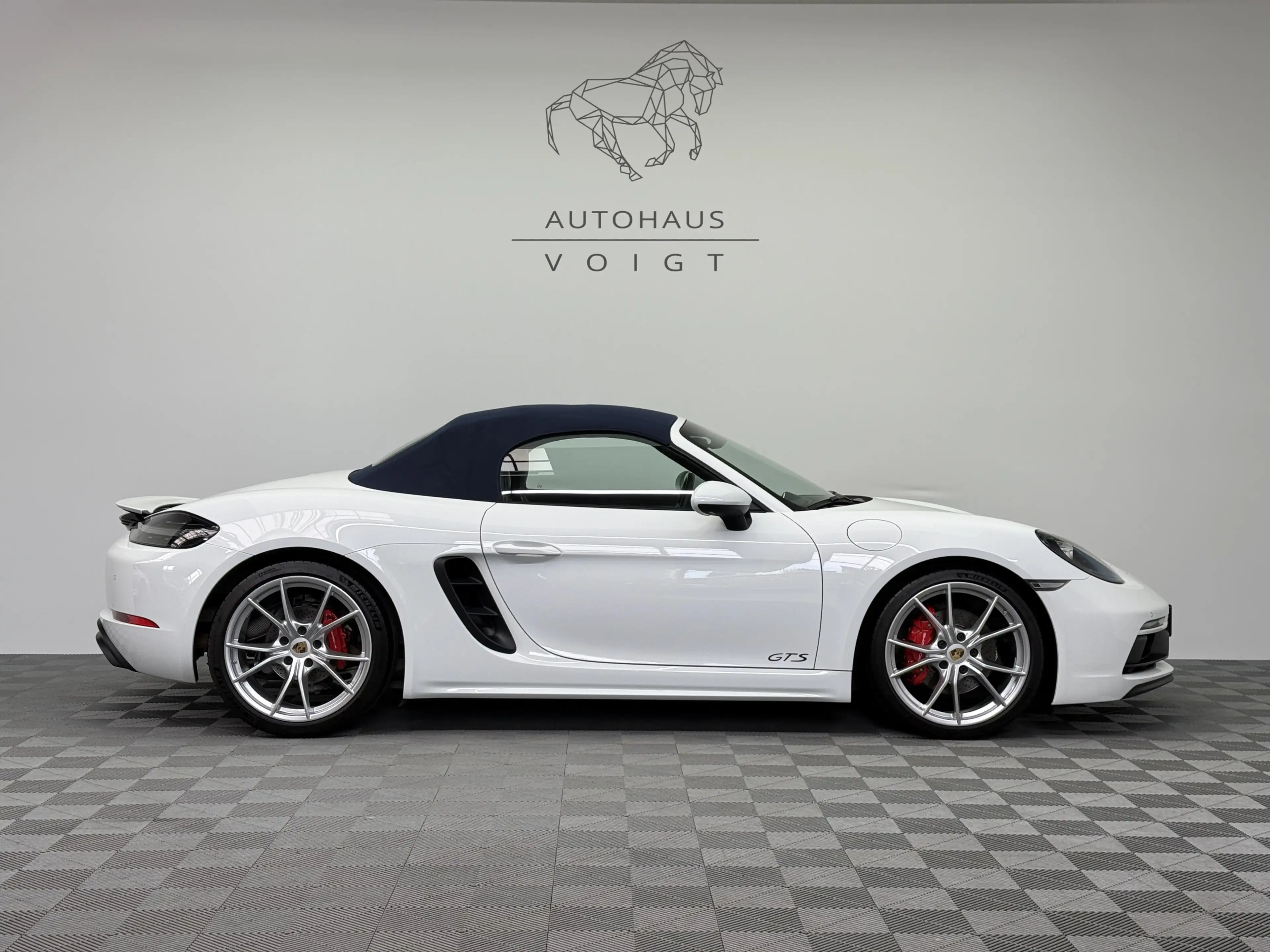 Porsche Boxster GTS 2.5|Approved|Carplay|PASM|Chrono|BOSE| — photo 8