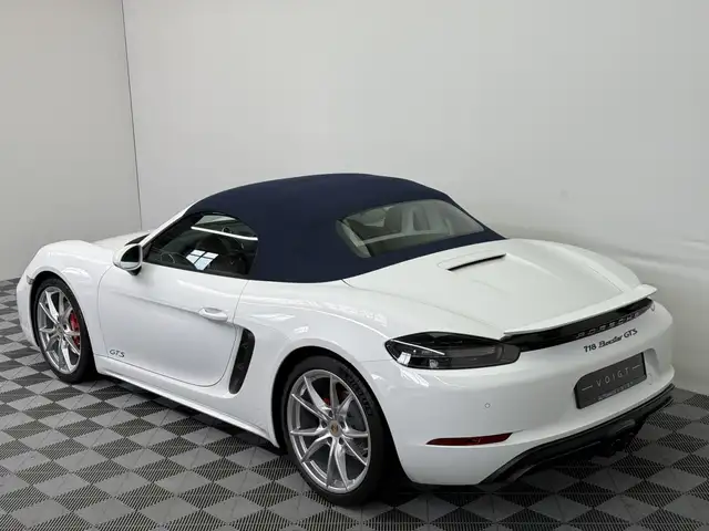 Porsche Boxster view 6