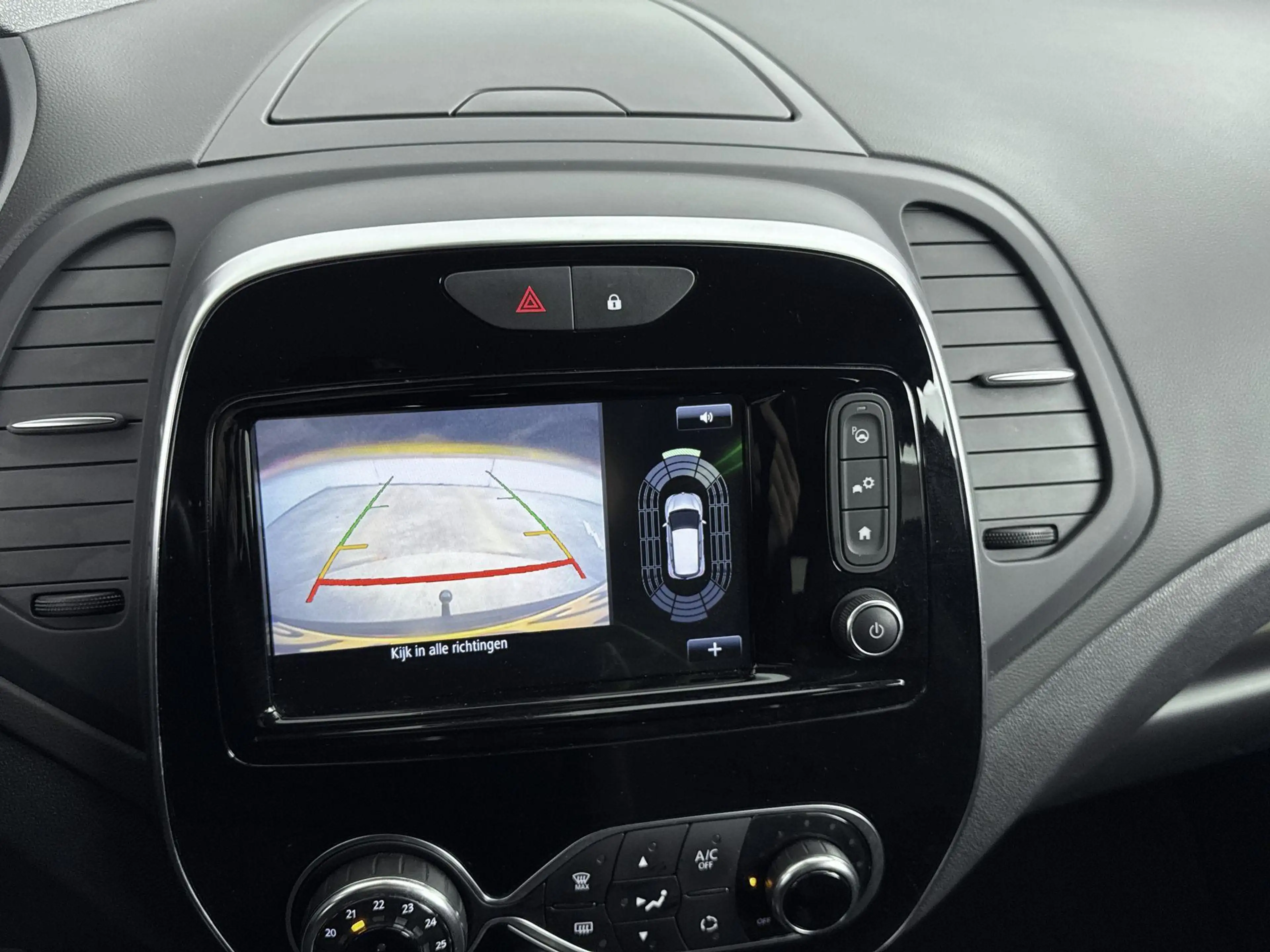 Renault Captur 1.2 TCe Intens 120PK | Automaat | Trekhaak | Navig — photo 11