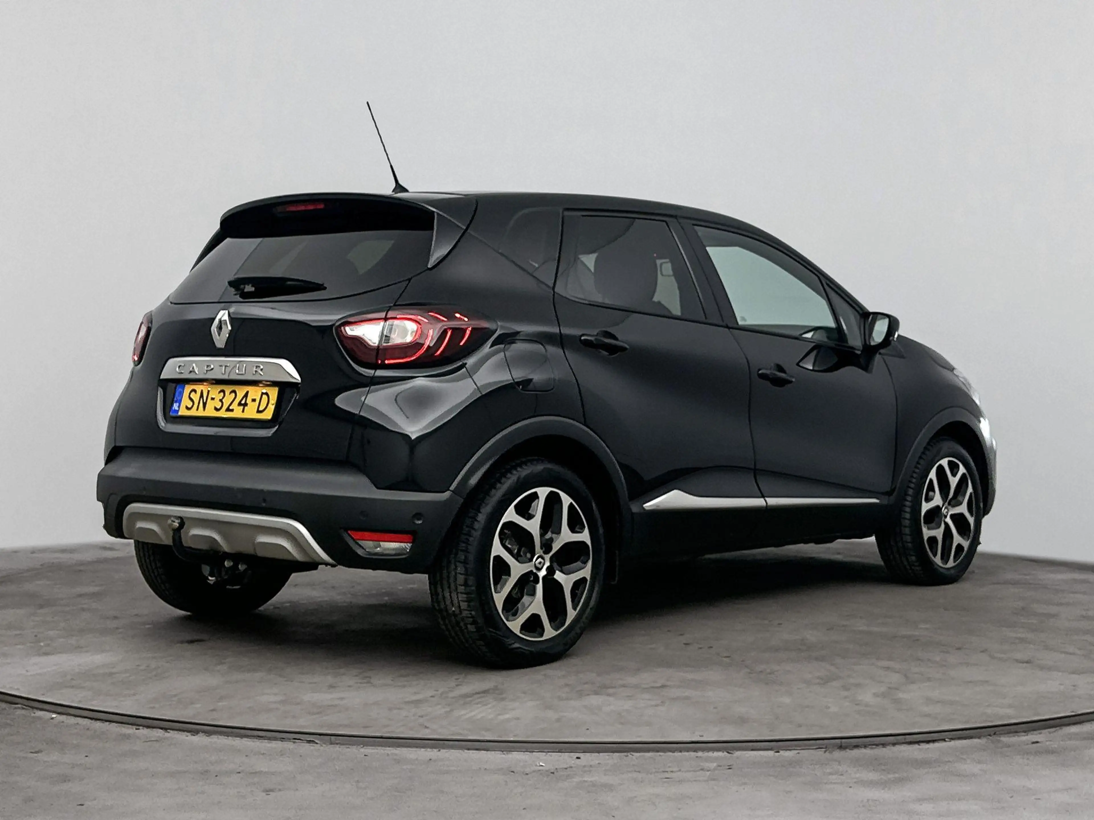 Renault Captur 1.2 TCe Intens 120PK | Automaat | Trekhaak | Navig — photo 4