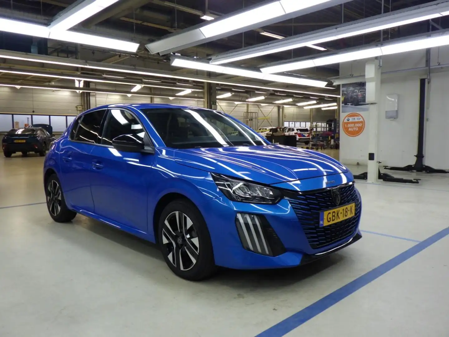 Peugeot 208 1.2 PureTech 100 Allure | Navigatie | Camera | App Bleu - 2