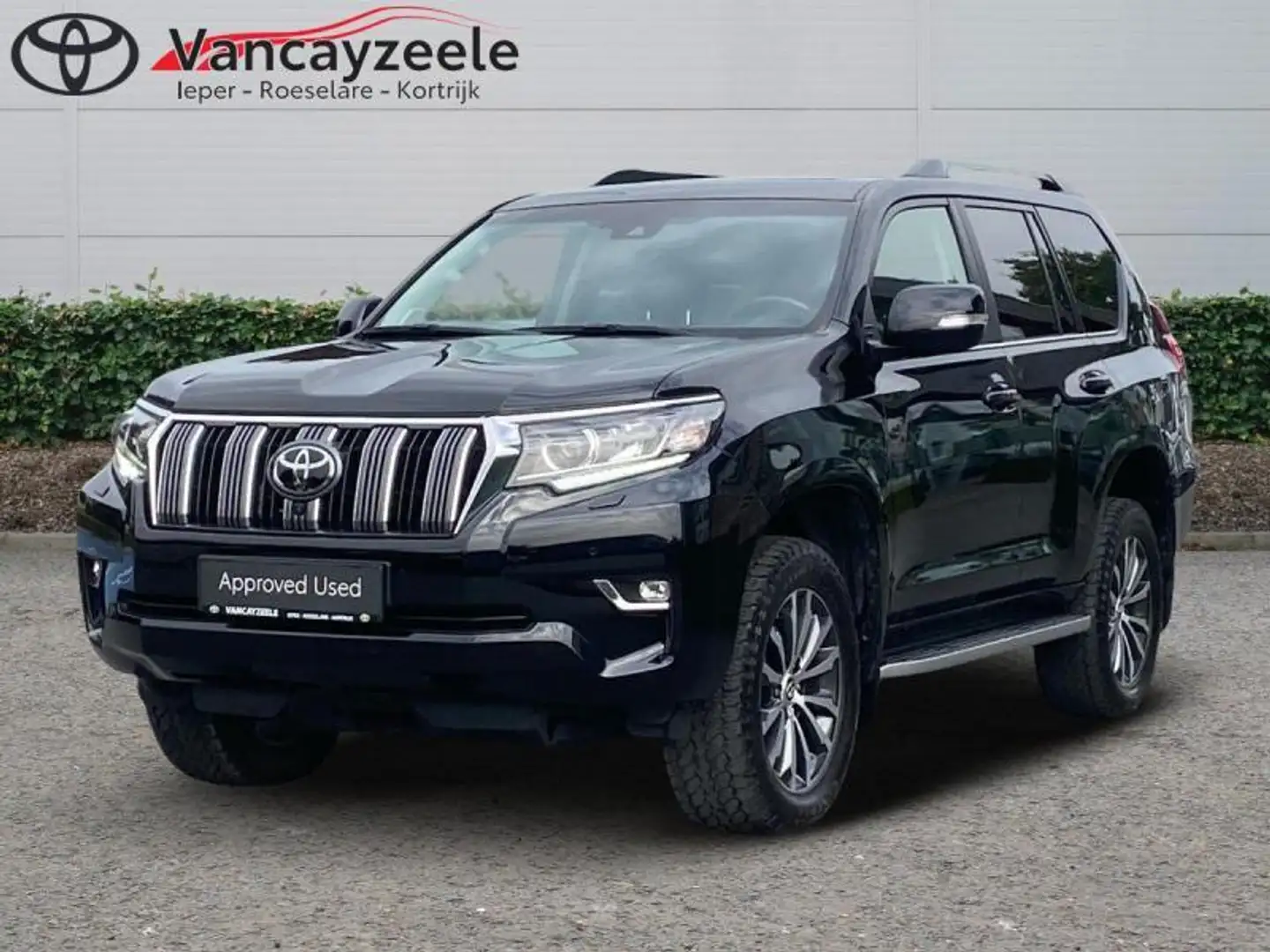 Toyota Land Cruiser Premium 53471 + BTW Noir - 1