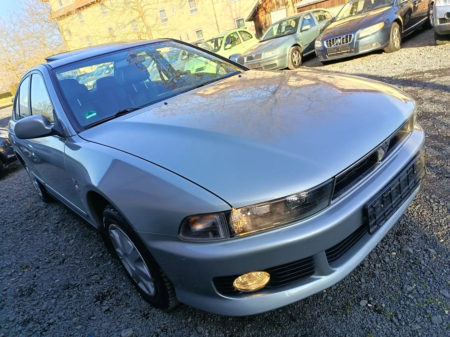Mitsubishi Galant Galant 2400 GDI de Luxe(TÜV 10/2027**) Silber - 2