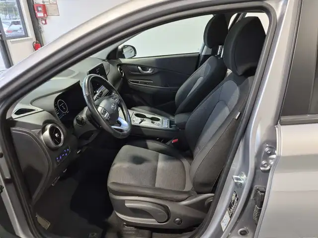 Hyundai Kona view 8