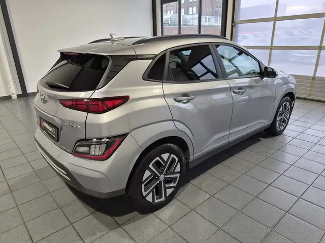 Hyundai Kona view 5