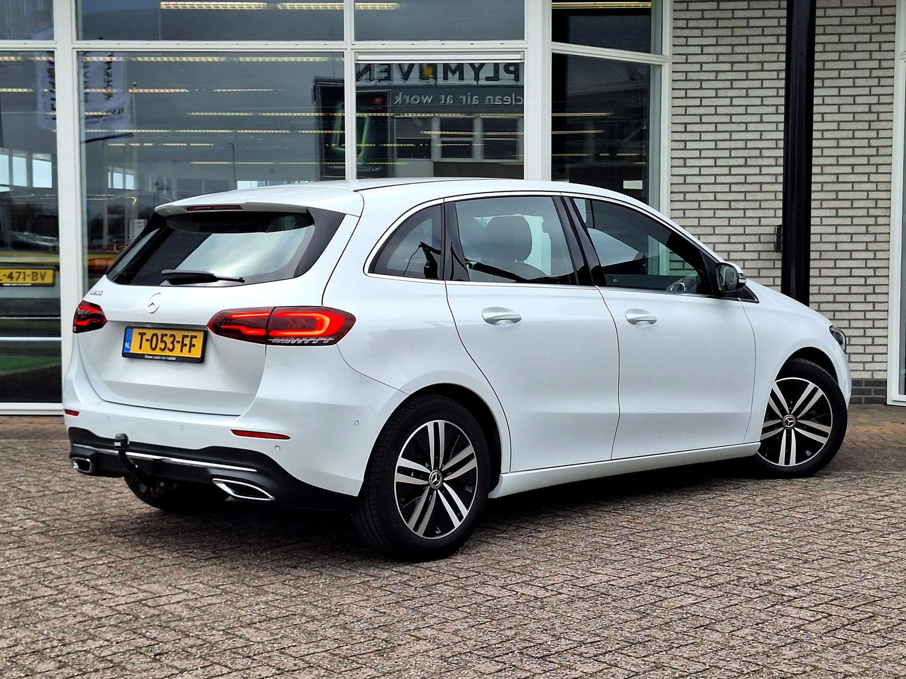 Mercedes-Benz B 200 Luxury Line | Trekhaak | Achteruitrijcamera | Stoe — photo 4