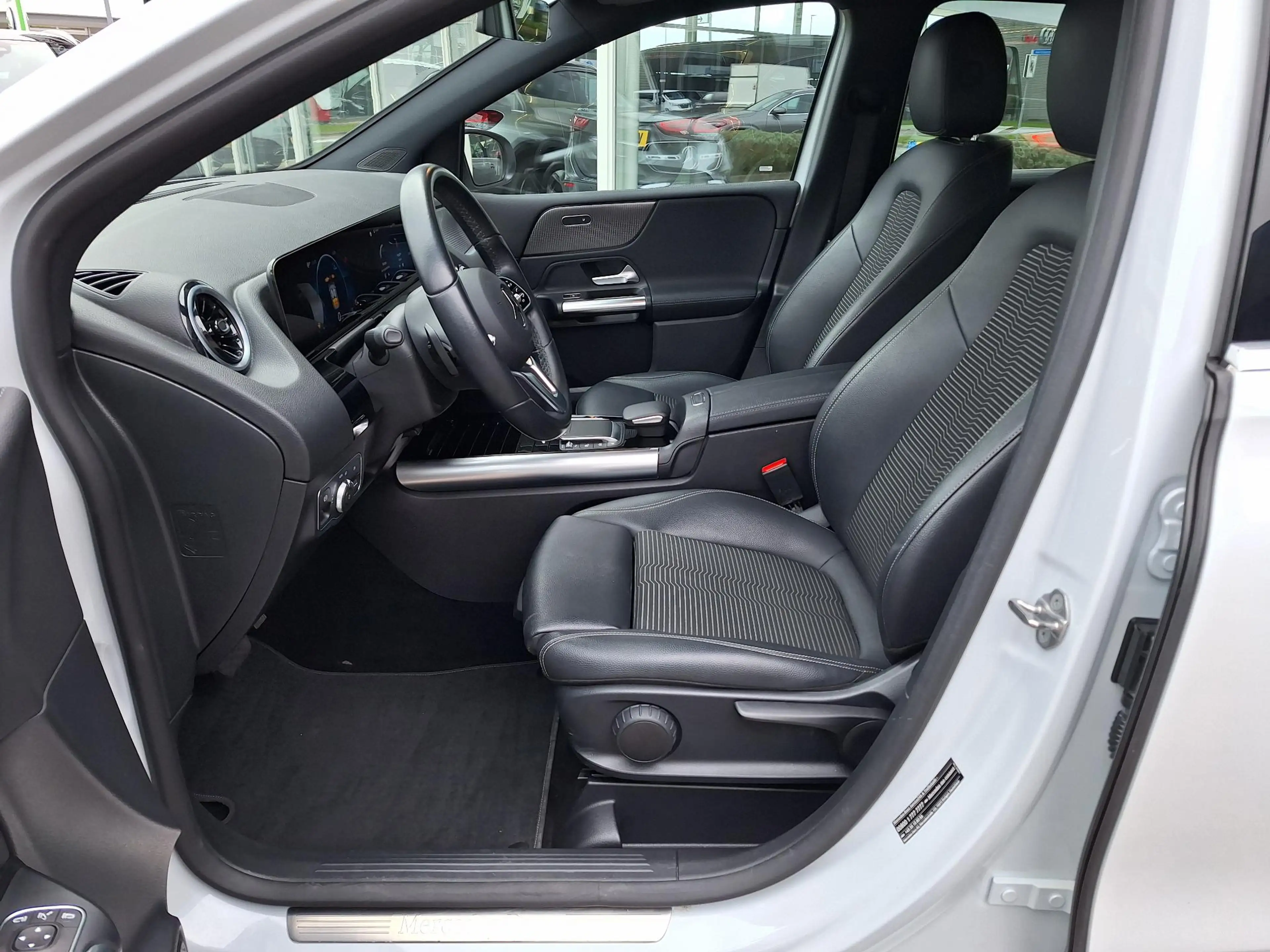 Mercedes-Benz B 200 Luxury Line | Trekhaak | Achteruitrijcamera | Stoe — photo 5