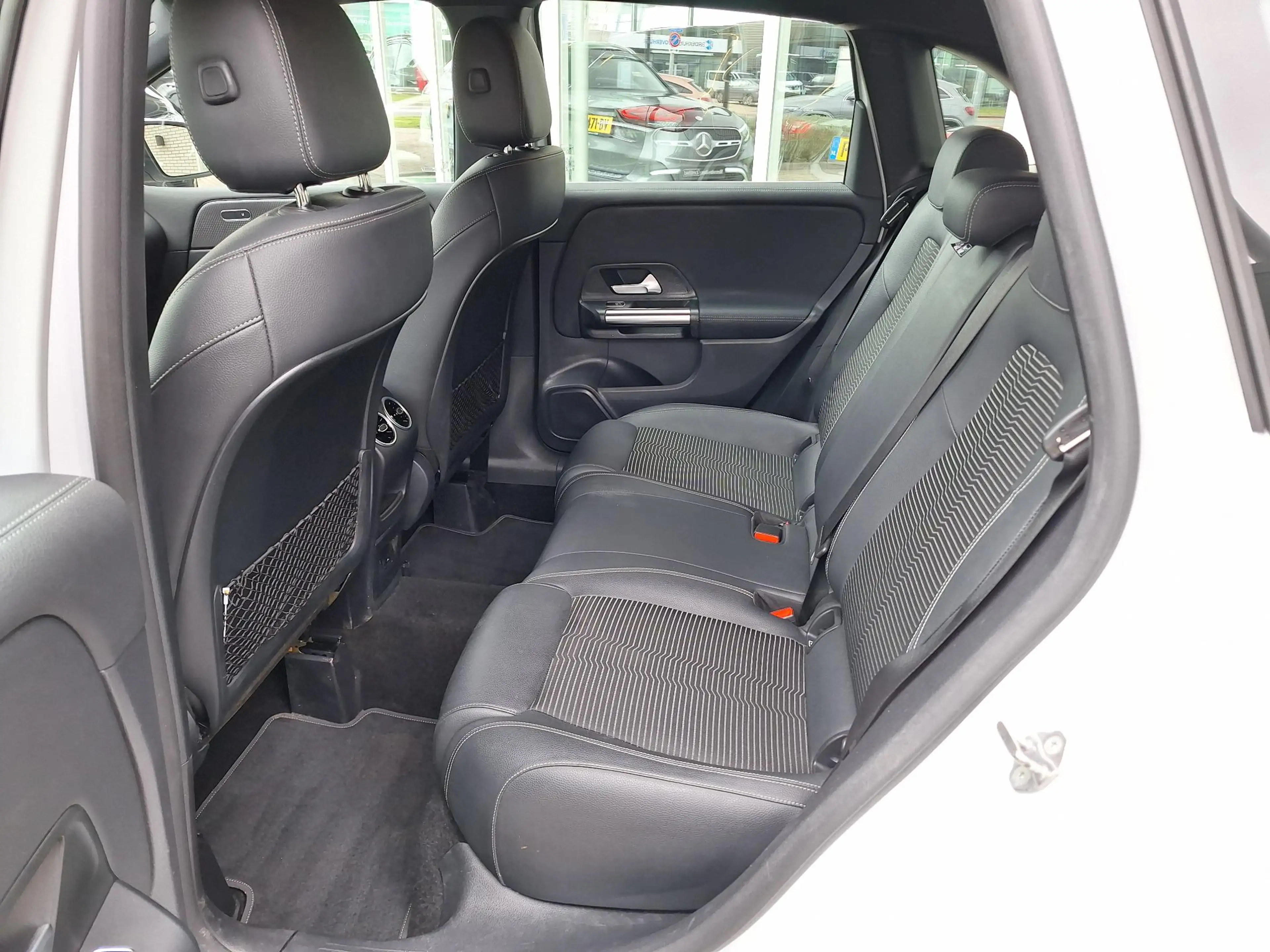 Mercedes-Benz B 200 Luxury Line | Trekhaak | Achteruitrijcamera | Stoe — photo 6