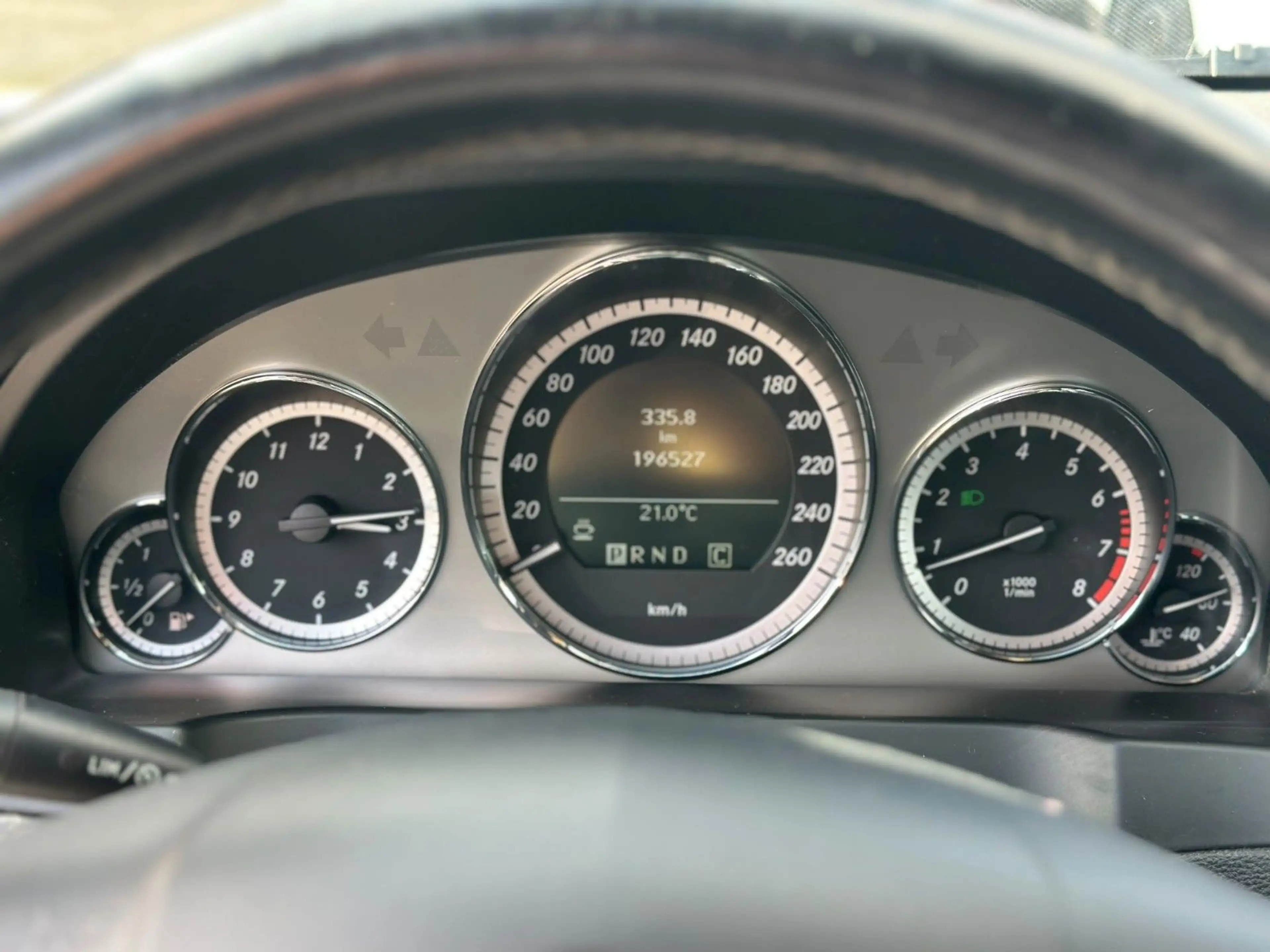 Mercedes-Benz E 350 E*350*Coupe*CGI*BlueEfficiency*CARPLAY*PDC*AUT* — photo 11