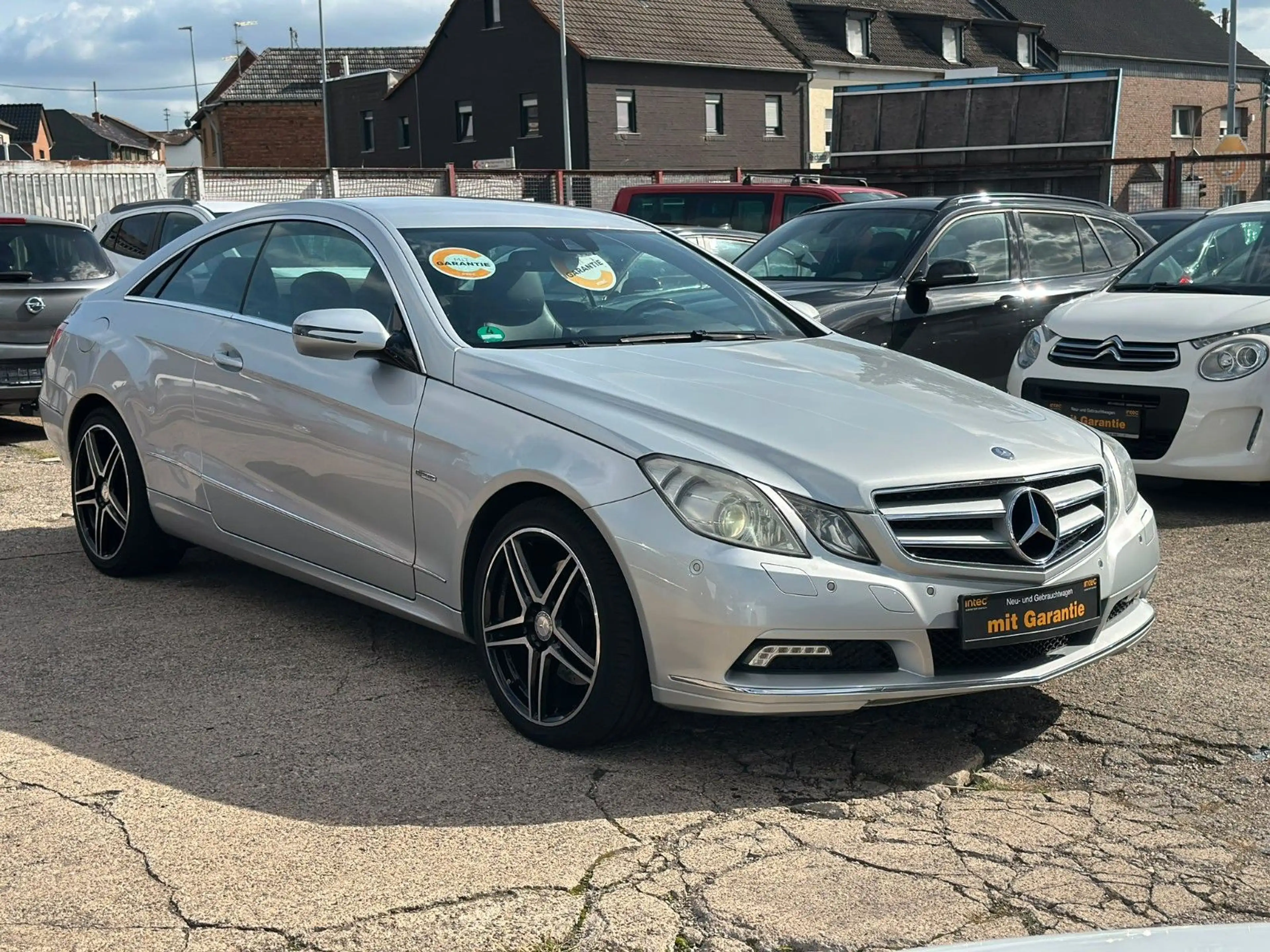 Mercedes-Benz E 350 E*350*Coupe*CGI*BlueEfficiency*CARPLAY*PDC*AUT* — photo 5