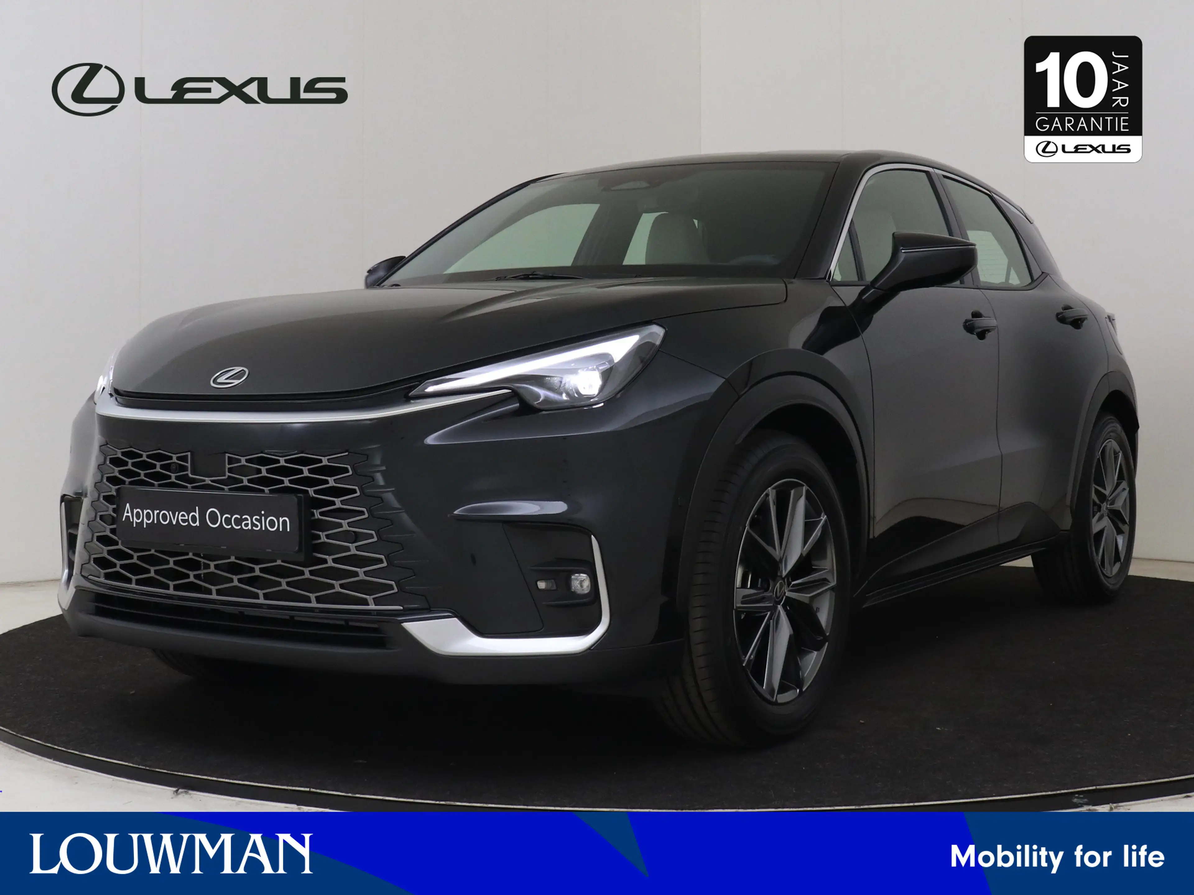 Lexus LBX Elegant 2WD Advanced Pack | 360 Camera | HUD