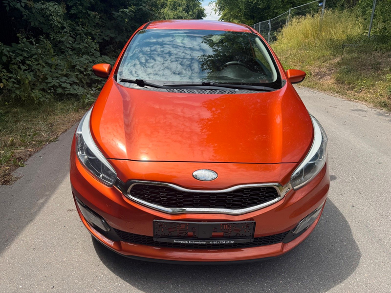 Kia ProCeed / pro_cee'd ProCeed Edition 7 *PDC*SHZ*MFL*8-fach* — photo 2