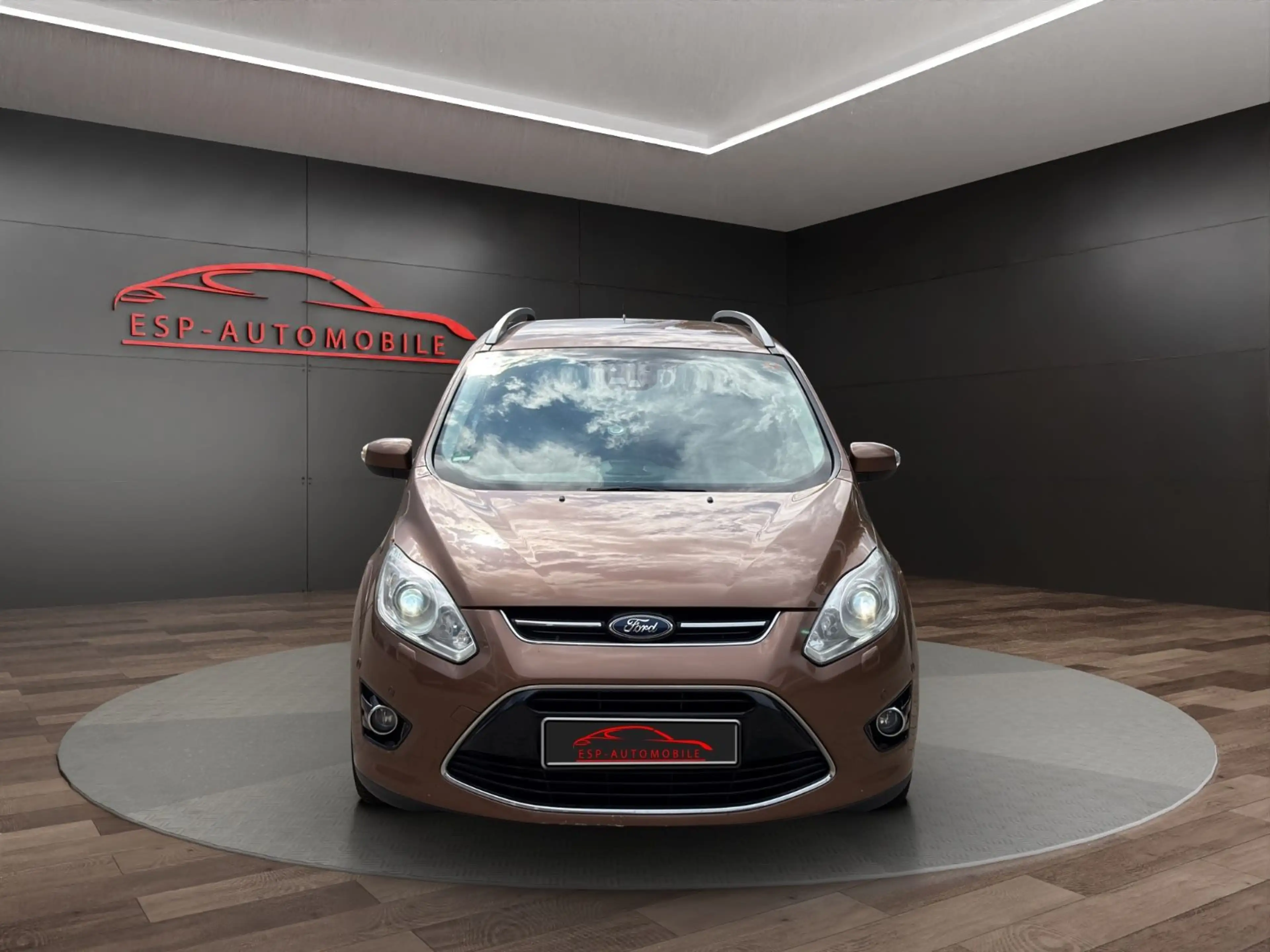 Ford Grand C-Max Titanium*KAMERA*SHZ*PDC*TEMPO*KLIMA — photo 5