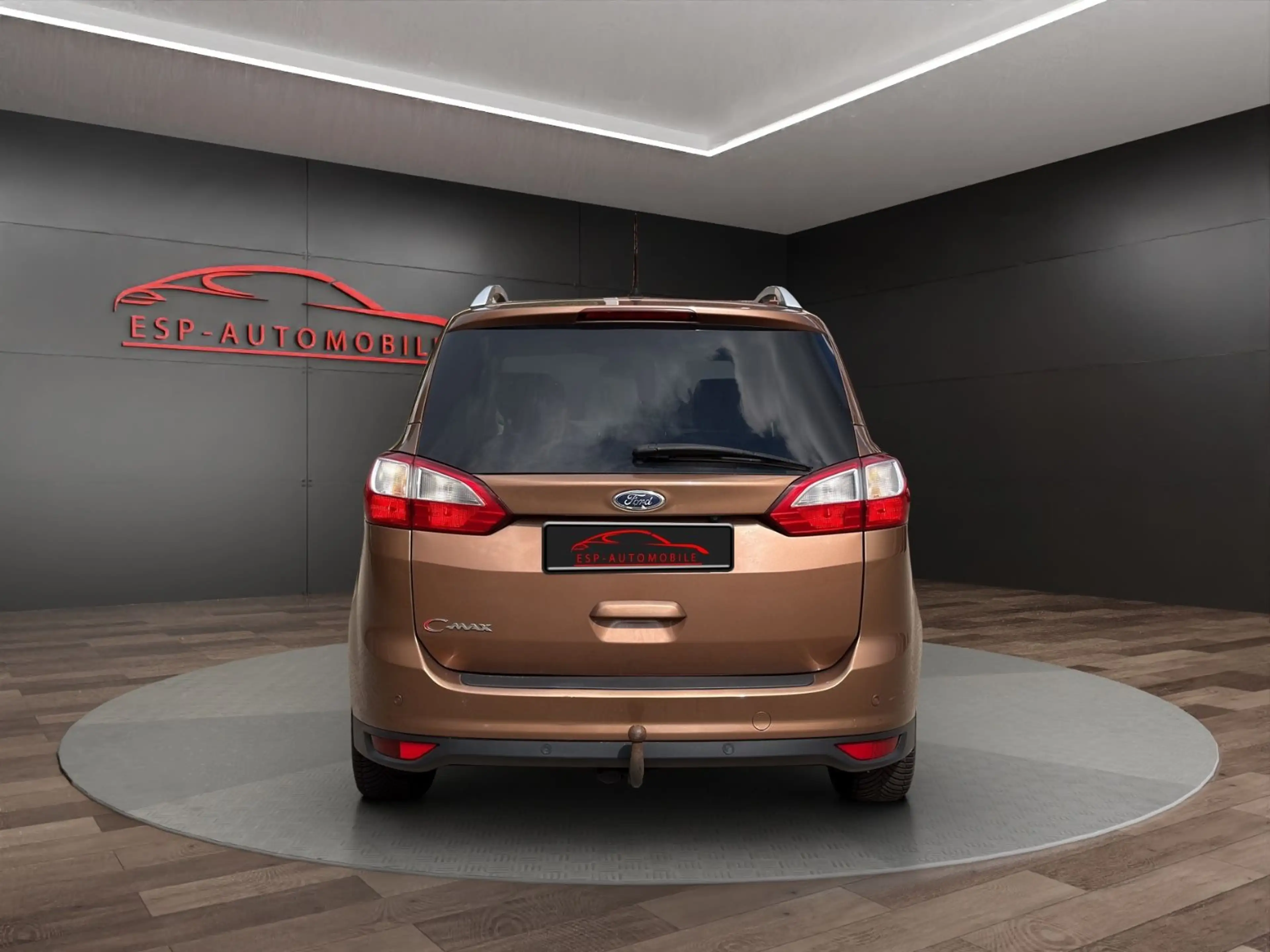 Ford Grand C-Max Titanium*KAMERA*SHZ*PDC*TEMPO*KLIMA — photo 6