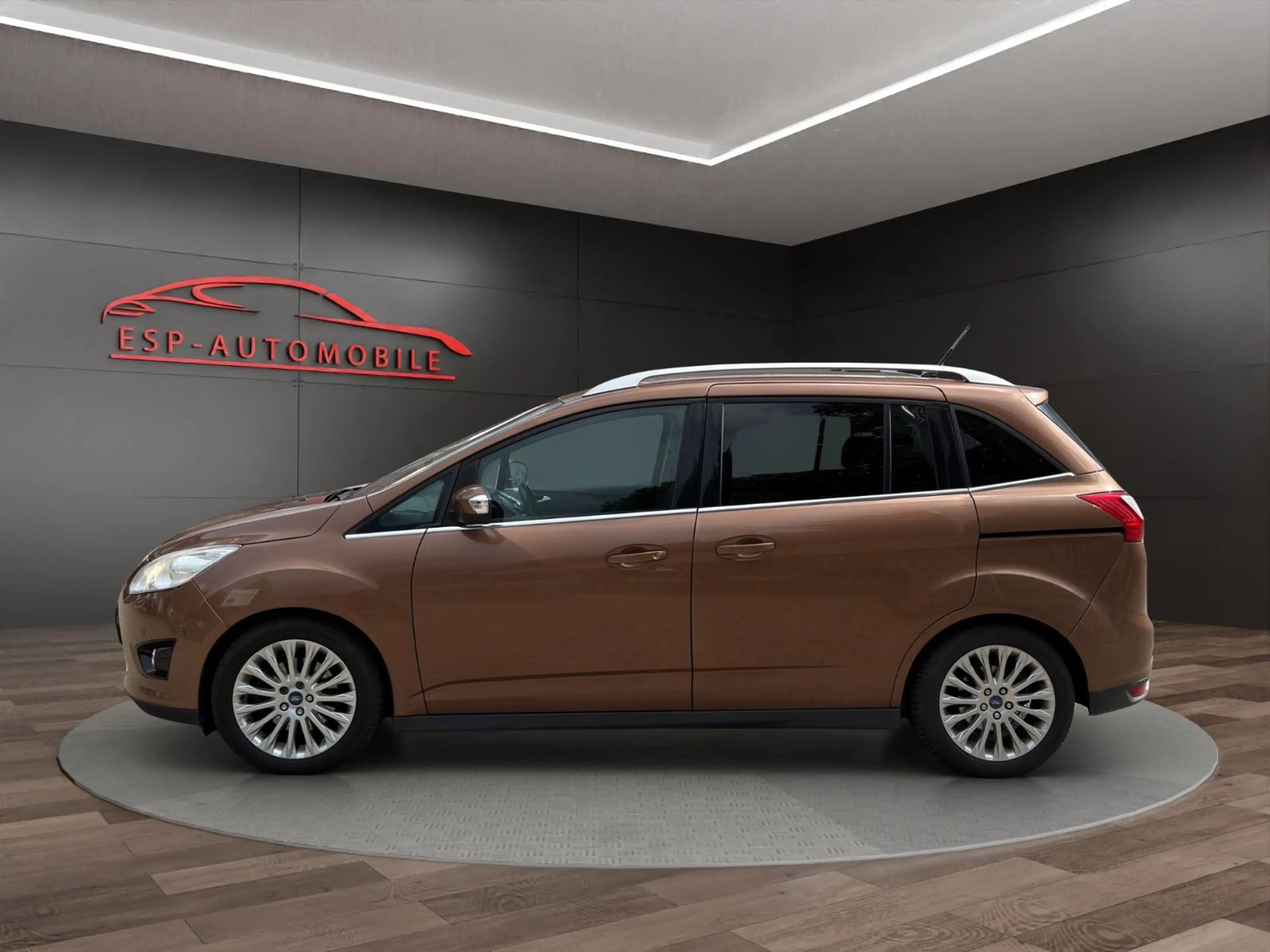 Ford Grand C-Max Titanium*KAMERA*SHZ*PDC*TEMPO*KLIMA — photo 7