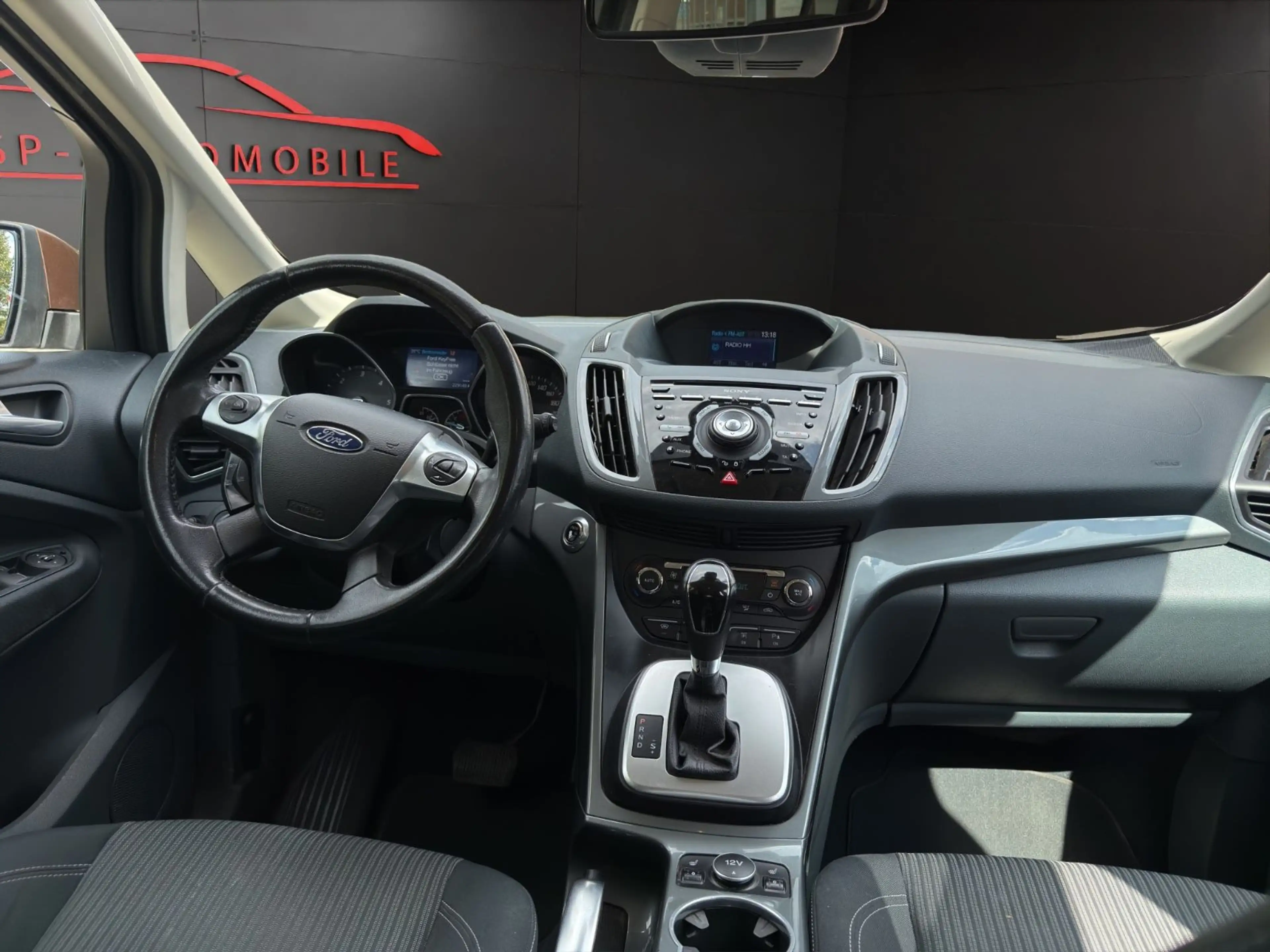 Ford Grand C-Max Titanium*KAMERA*SHZ*PDC*TEMPO*KLIMA — photo 13
