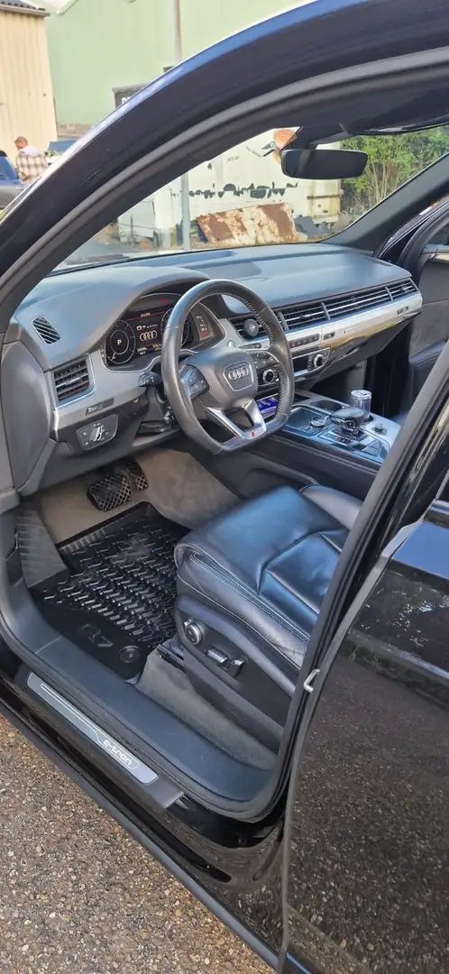 Audi Q7 3.0 TDI e-tr. q. Sp. Zwart - 2