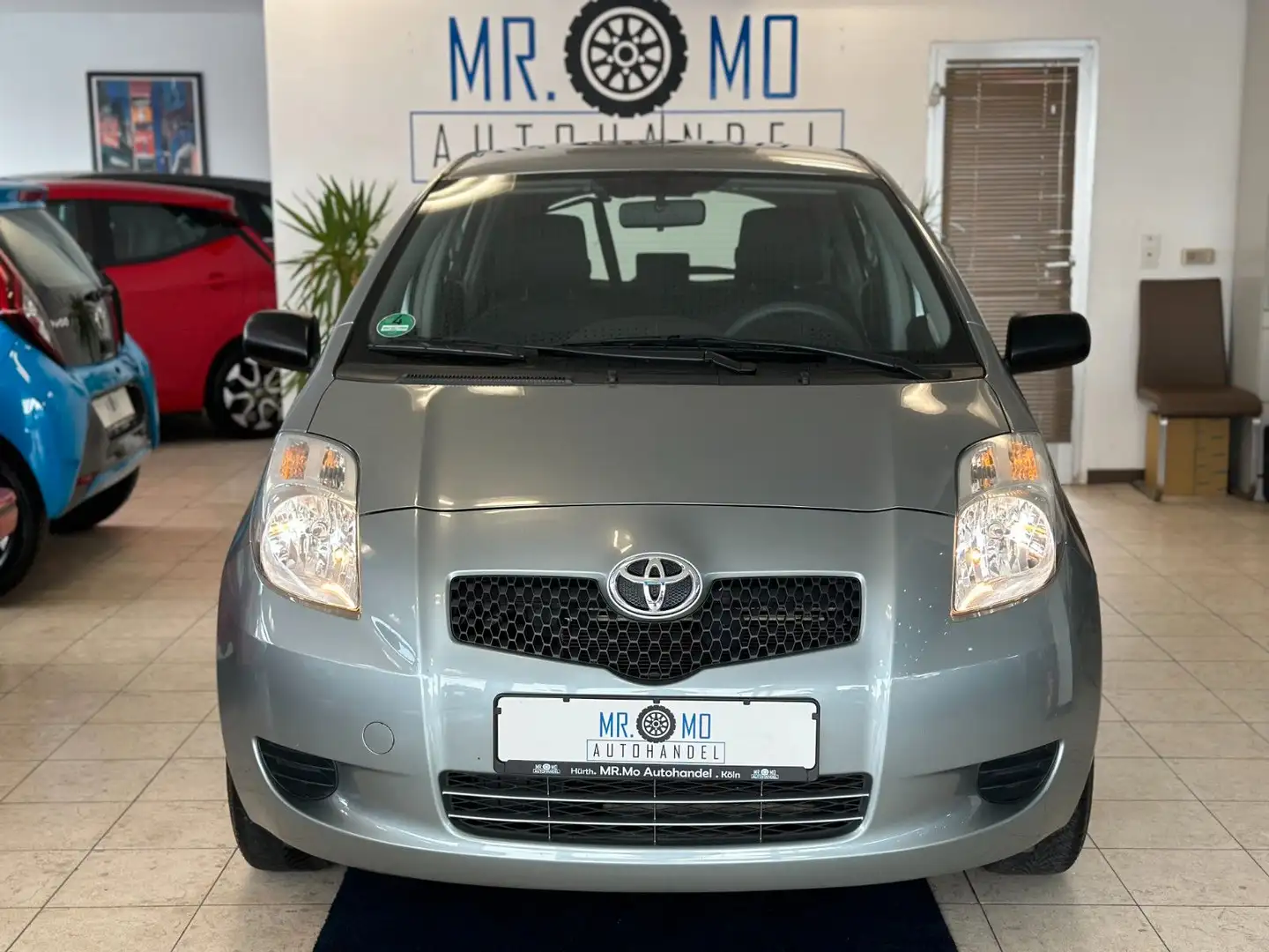 Toyota Yaris Cool°1.0°Klima°Allwetter°Tüv Neu °El.Fenst Silber - 1