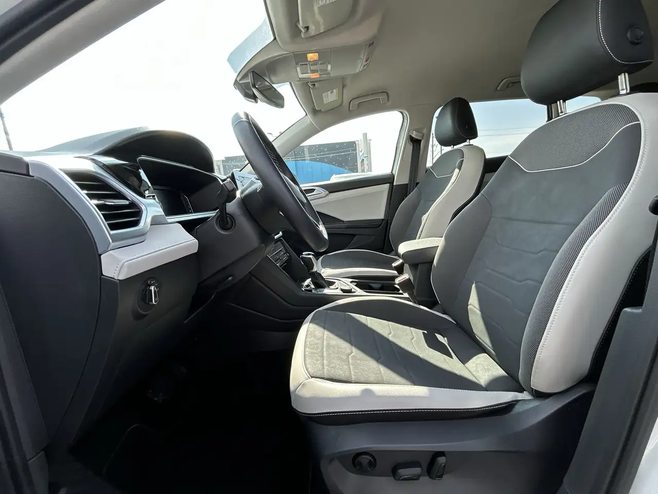 Volkswagen Taos снимка Volkswagen Taos