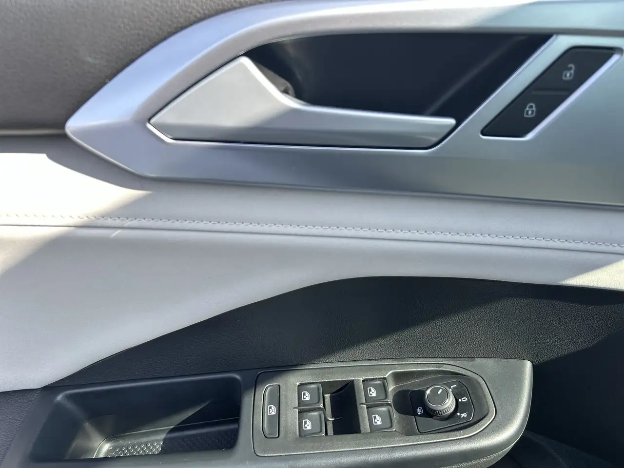 Volkswagen Taos снимка Volkswagen Taos