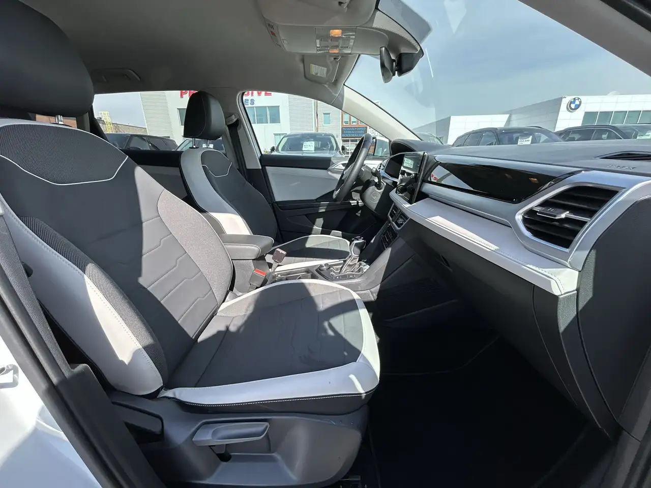 Volkswagen Taos снимка Volkswagen Taos