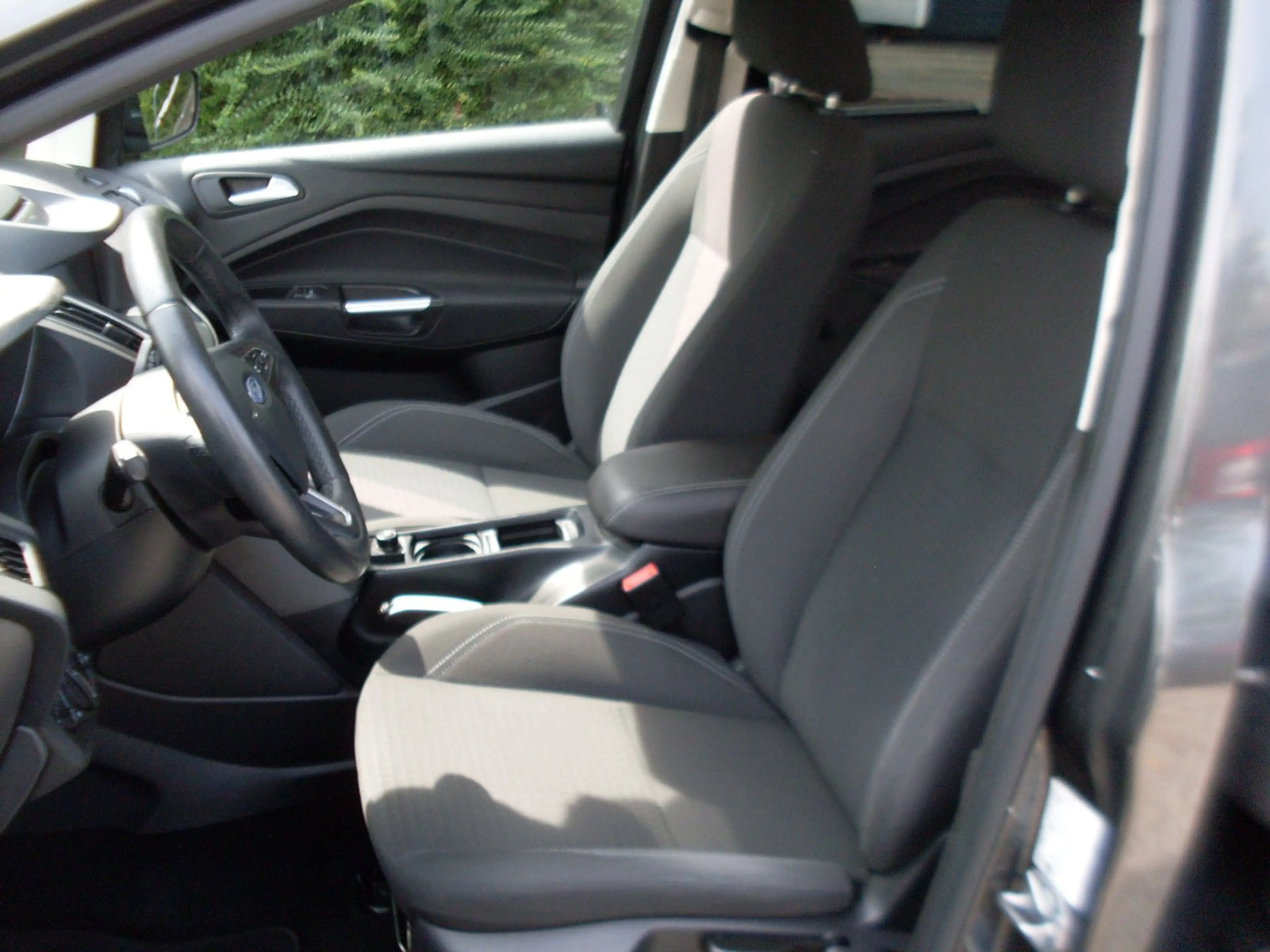 Ford Grand C-Max Grand C-MAX Cool & Connect — photo 8