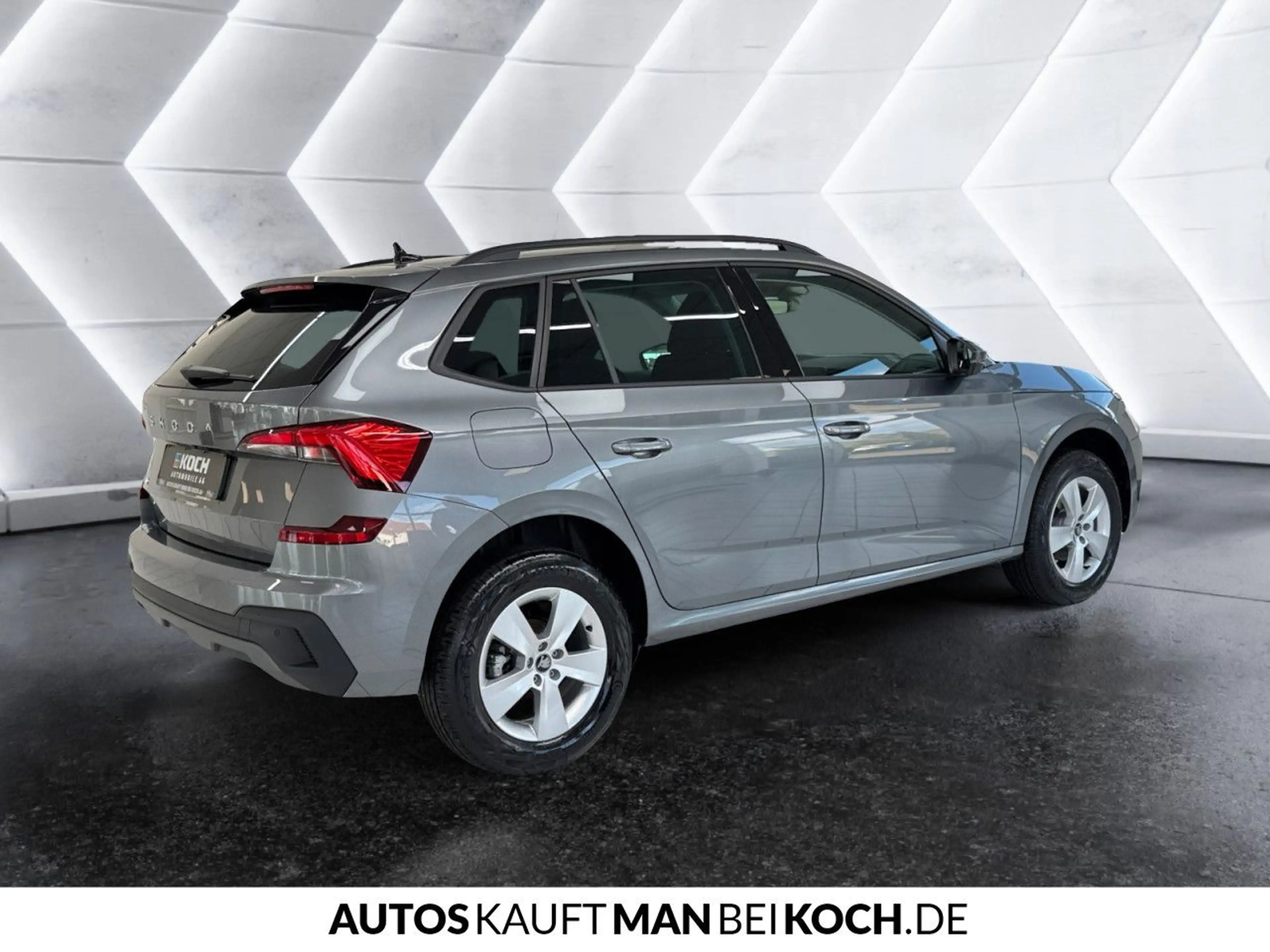 Skoda Kamiq 1.0 TSI DSG Selection Extra LED KAM AHK SHZ — photo 5