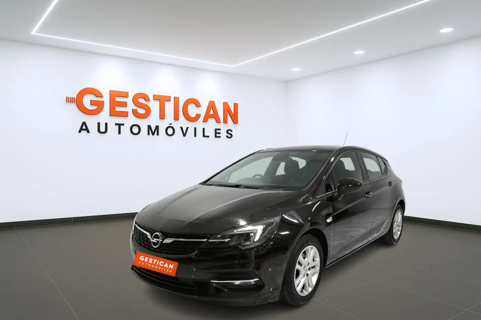 Opel Astra 1.2T XHL S/S Edition 110 Negro - 1
