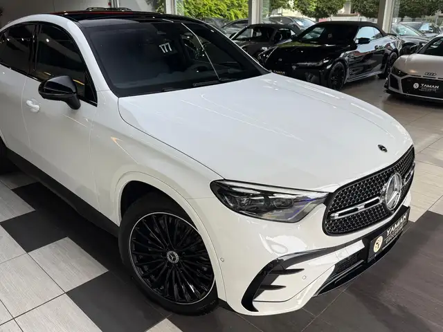 Mercedes-Benz GLC view 5