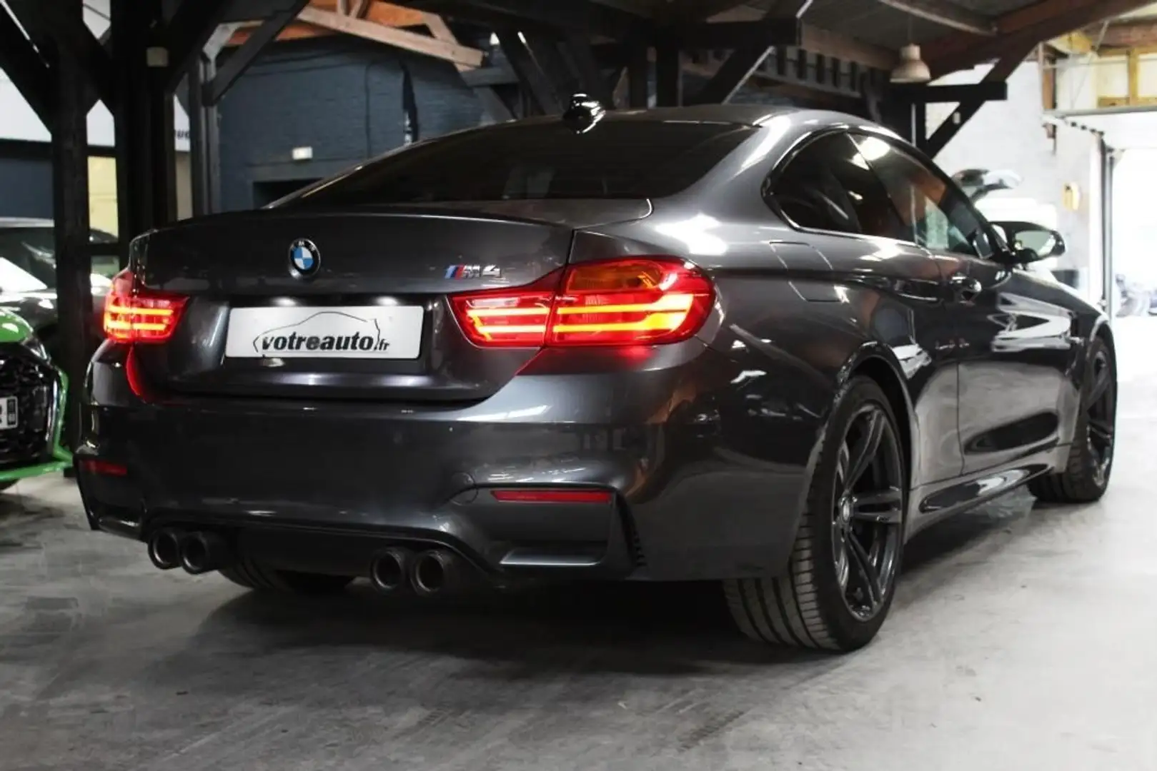BMW M4 (F82) M4 431 DKG7 Szary - 2