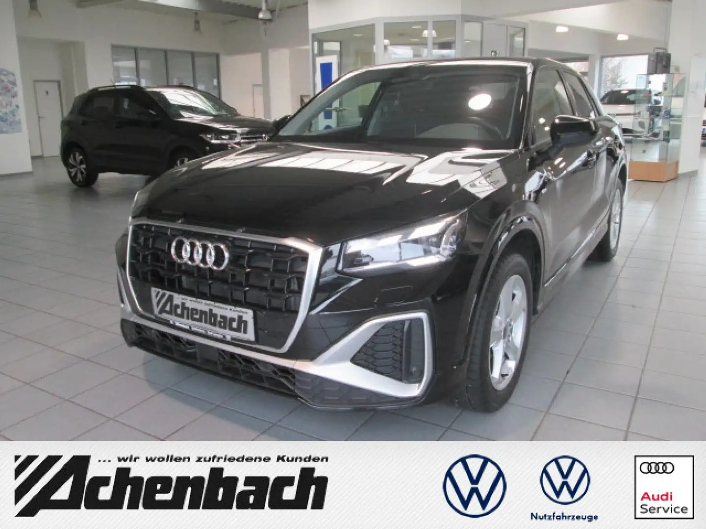 Audi Q2 S-Line 1.5 TFSI DSG, AHK, Matrix LED, Navi Zwart - 1