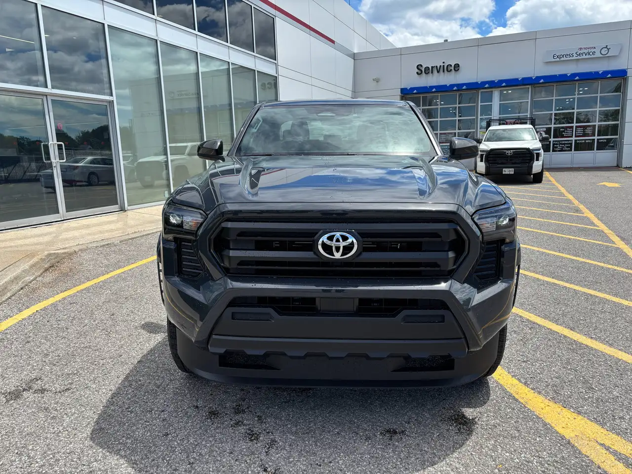 Toyota Tacoma снимка Toyota Tacoma