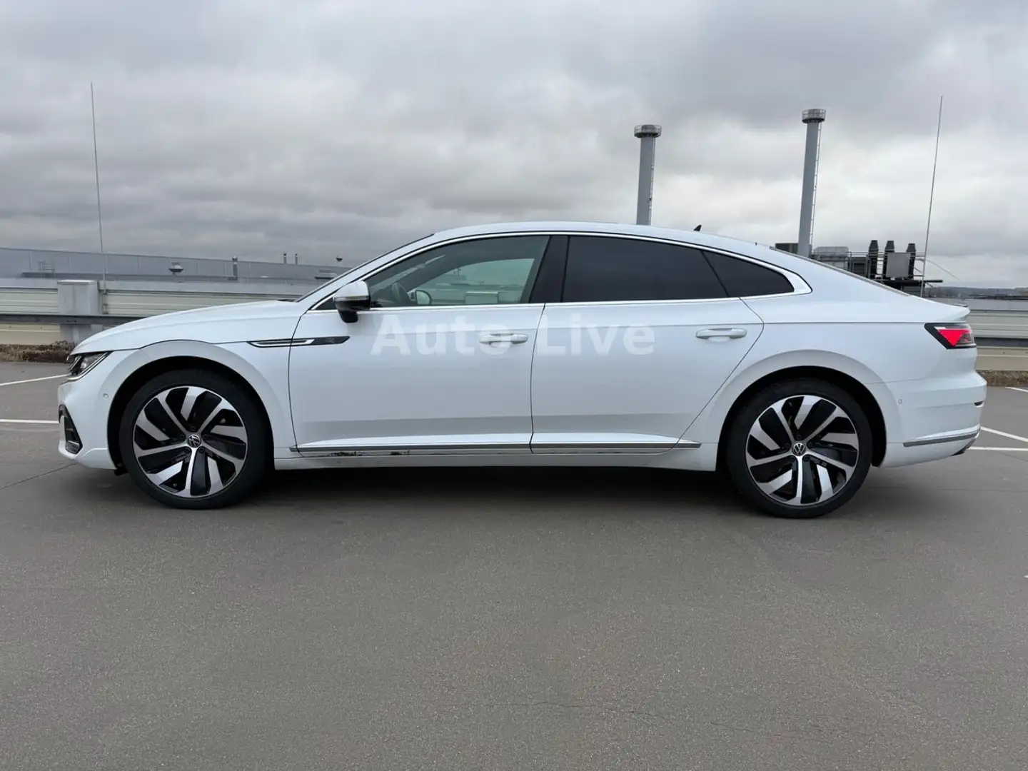Volkswagen Arteon eHybrid DSG*3x R LINE*VIRT*PAN*IQ*360*VOL Weiß - 2