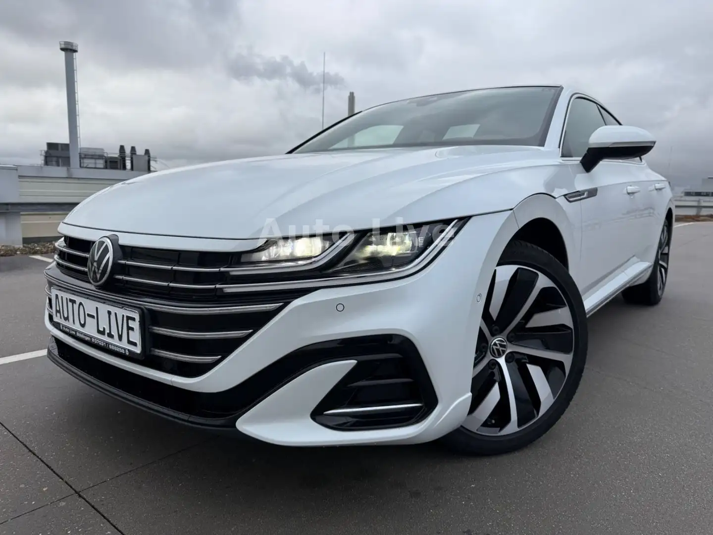 Volkswagen Arteon eHybrid DSG*3x R LINE*VIRT*PAN*IQ*360*VOL Weiß - 1