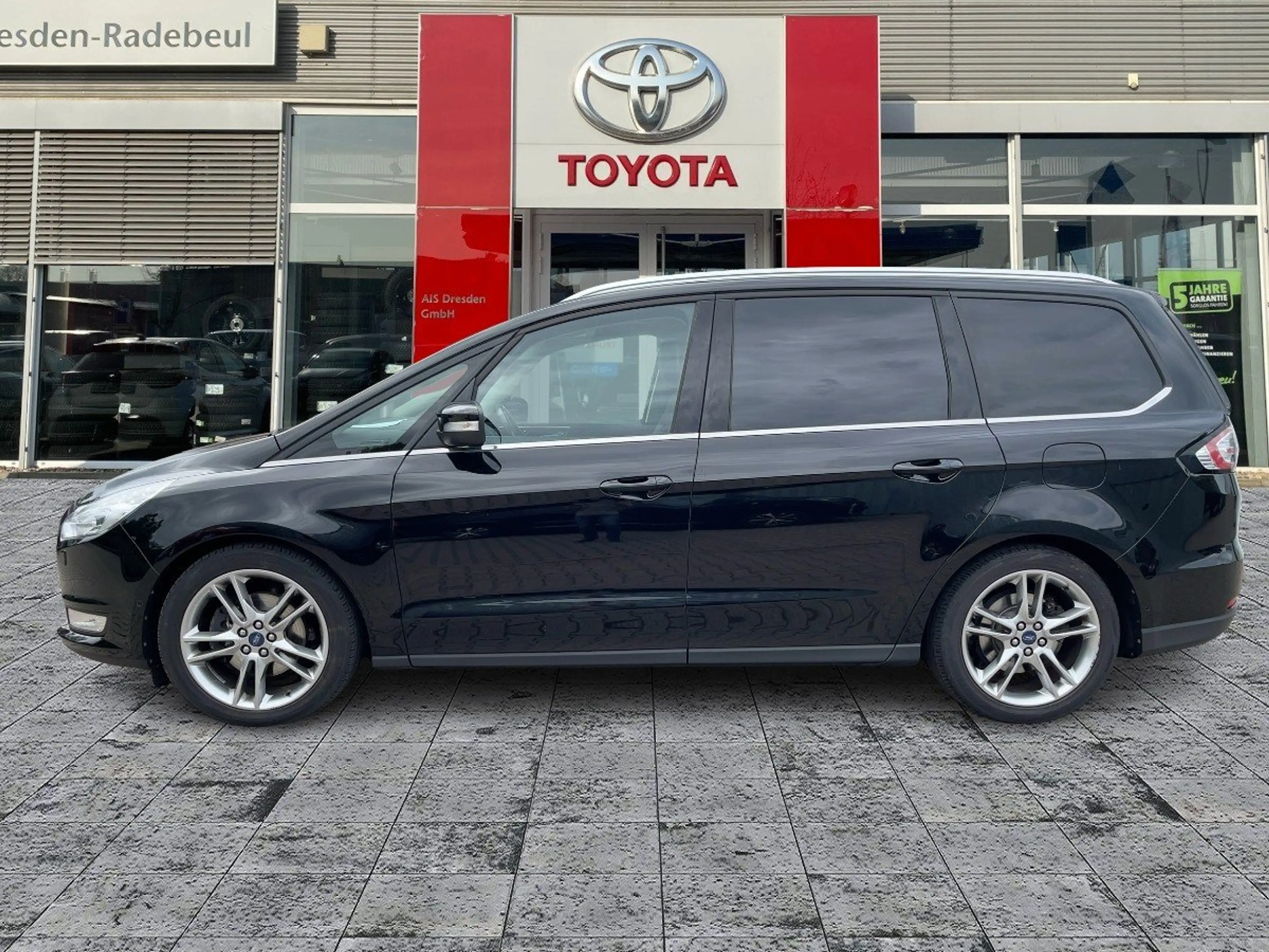 Ford Galaxy 2.0 EcoBlue Titanium LED+Navi+Pano+SD+SHZ — photo 3