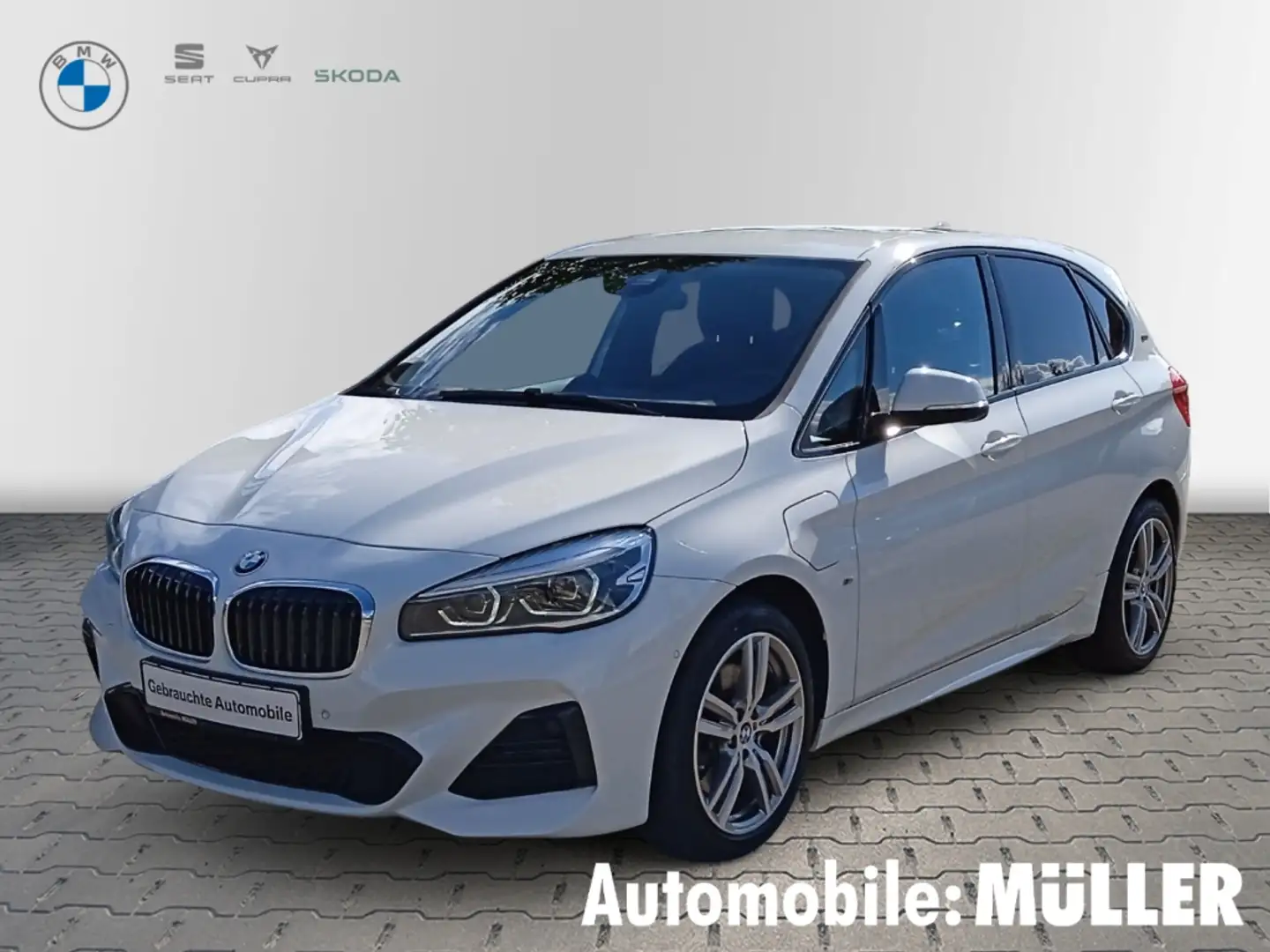 BMW 225 Active Tourer xe M SPORT+NAVI+LEDER+ SOUNDSYSTEM+R Weiß - 1