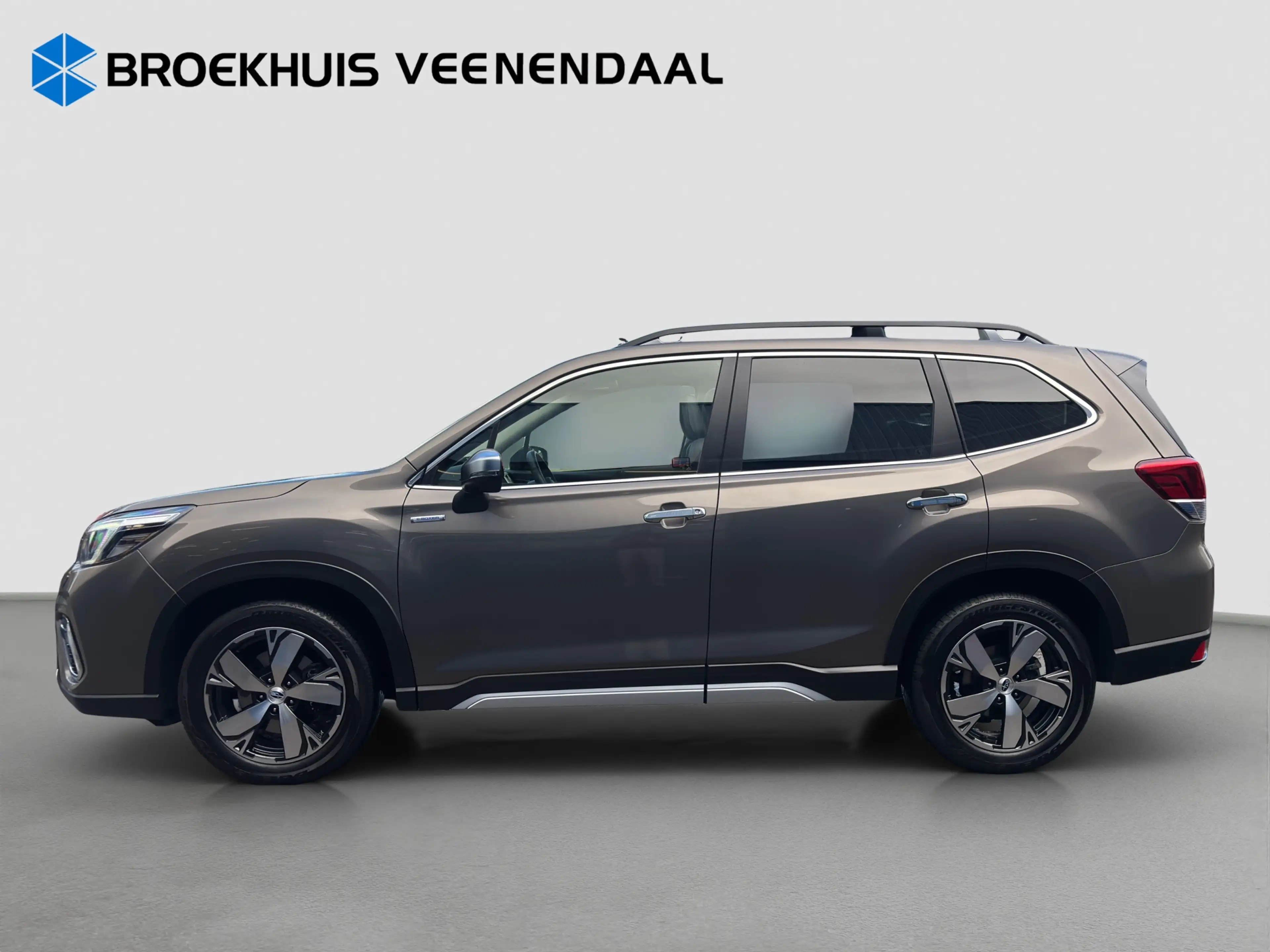 Subaru Forester 2.0i e-BOXER First Edition | Trekhaak | Panoramdak — photo 6