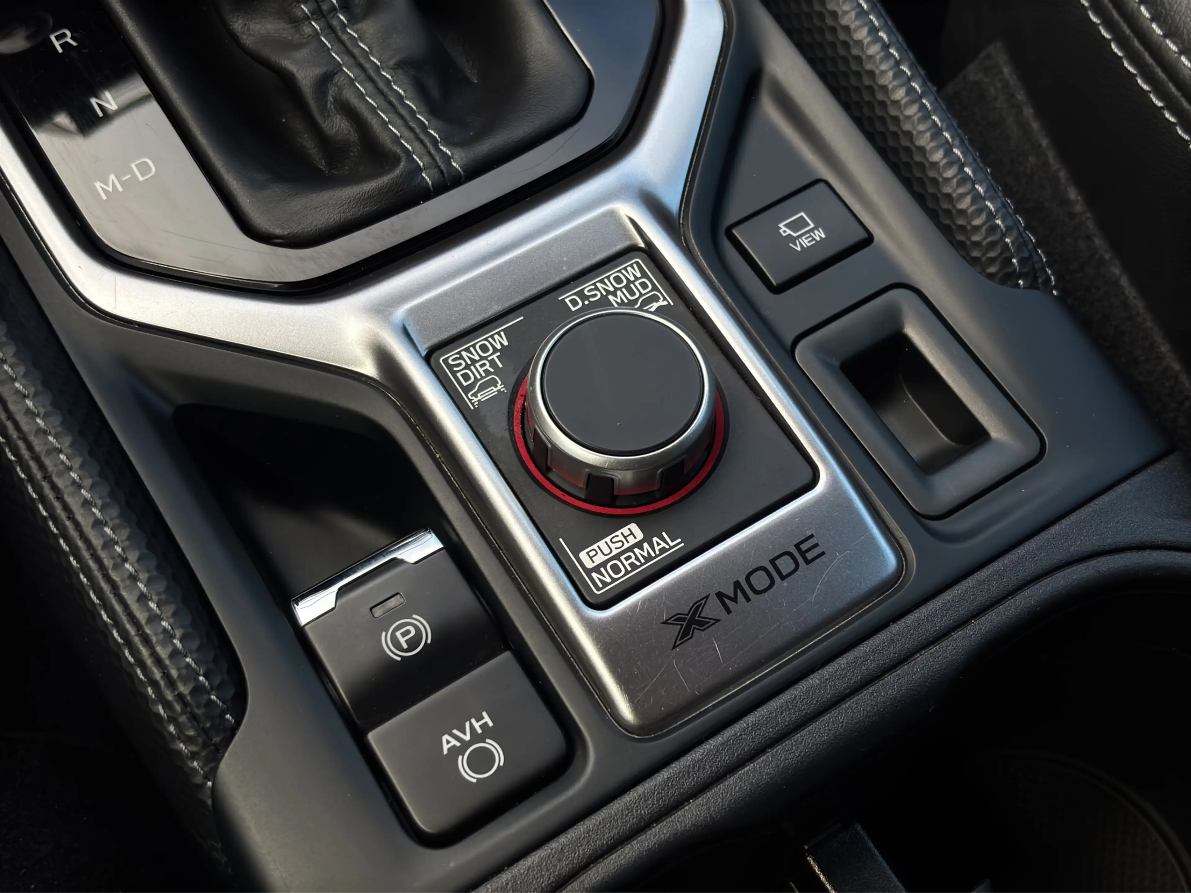 Subaru Forester 2.0i e-BOXER First Edition | Trekhaak | Panoramdak — photo 25