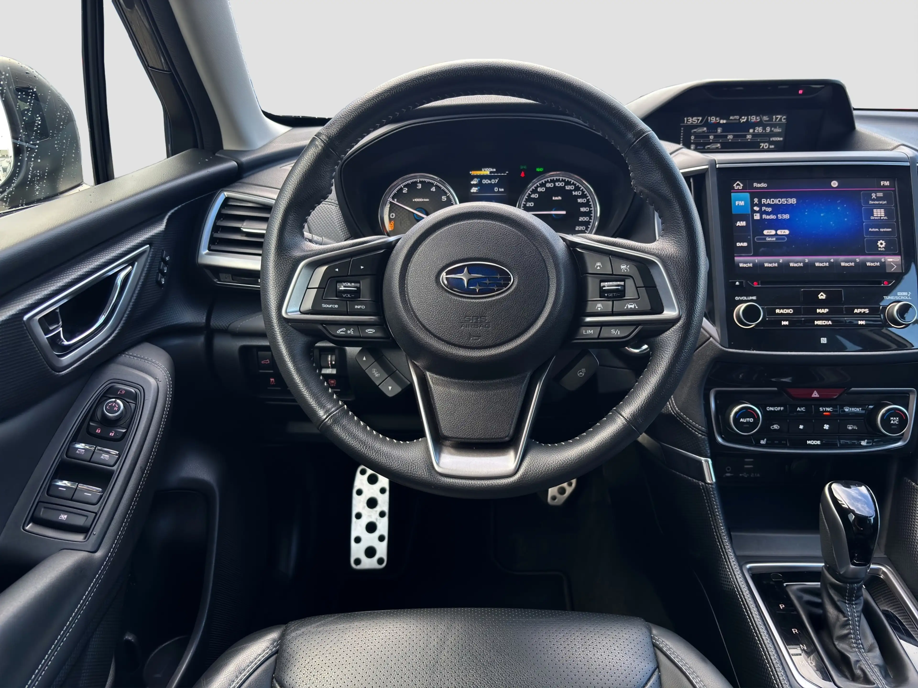 Subaru Forester 2.0i e-BOXER First Edition | Trekhaak | Panoramdak — photo 2